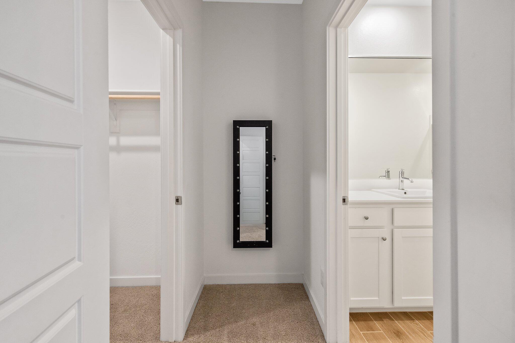 1754 N Aster Lake Rd, Hanford, CA 93230