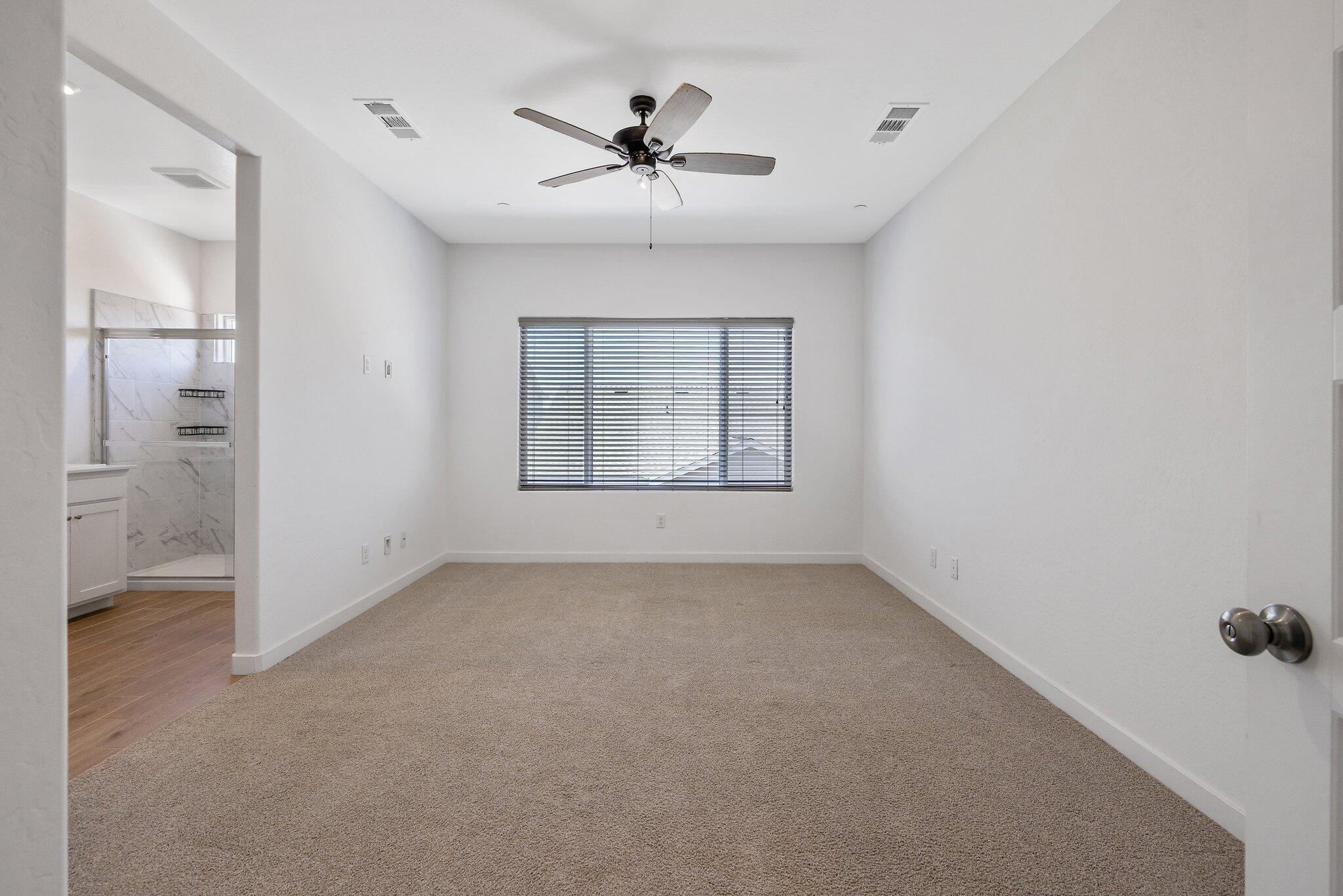 1754 N Aster Lake Rd, Hanford, CA 93230