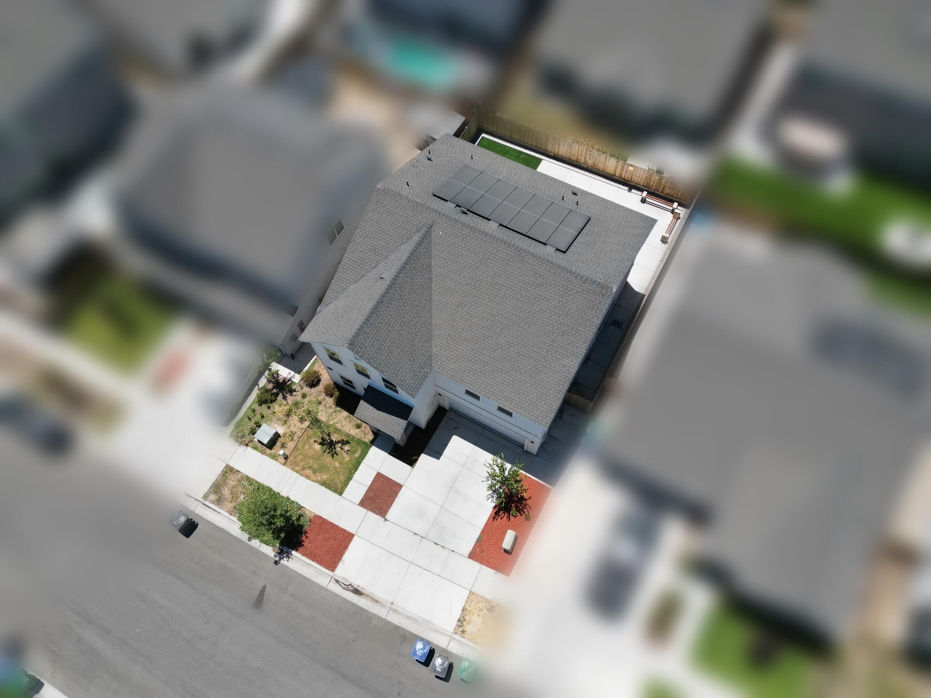 1754 N Aster Lake Rd, Hanford, CA 93230