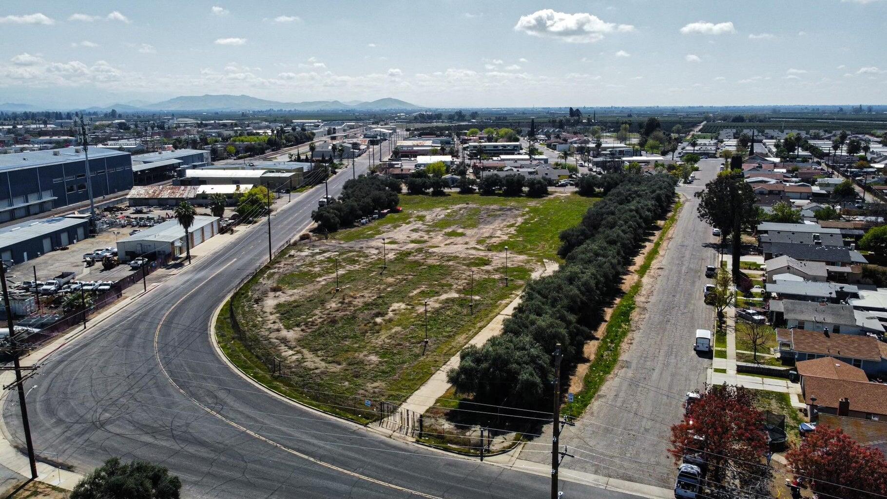 0 Vernon Ave, Lindsay, CA 93247