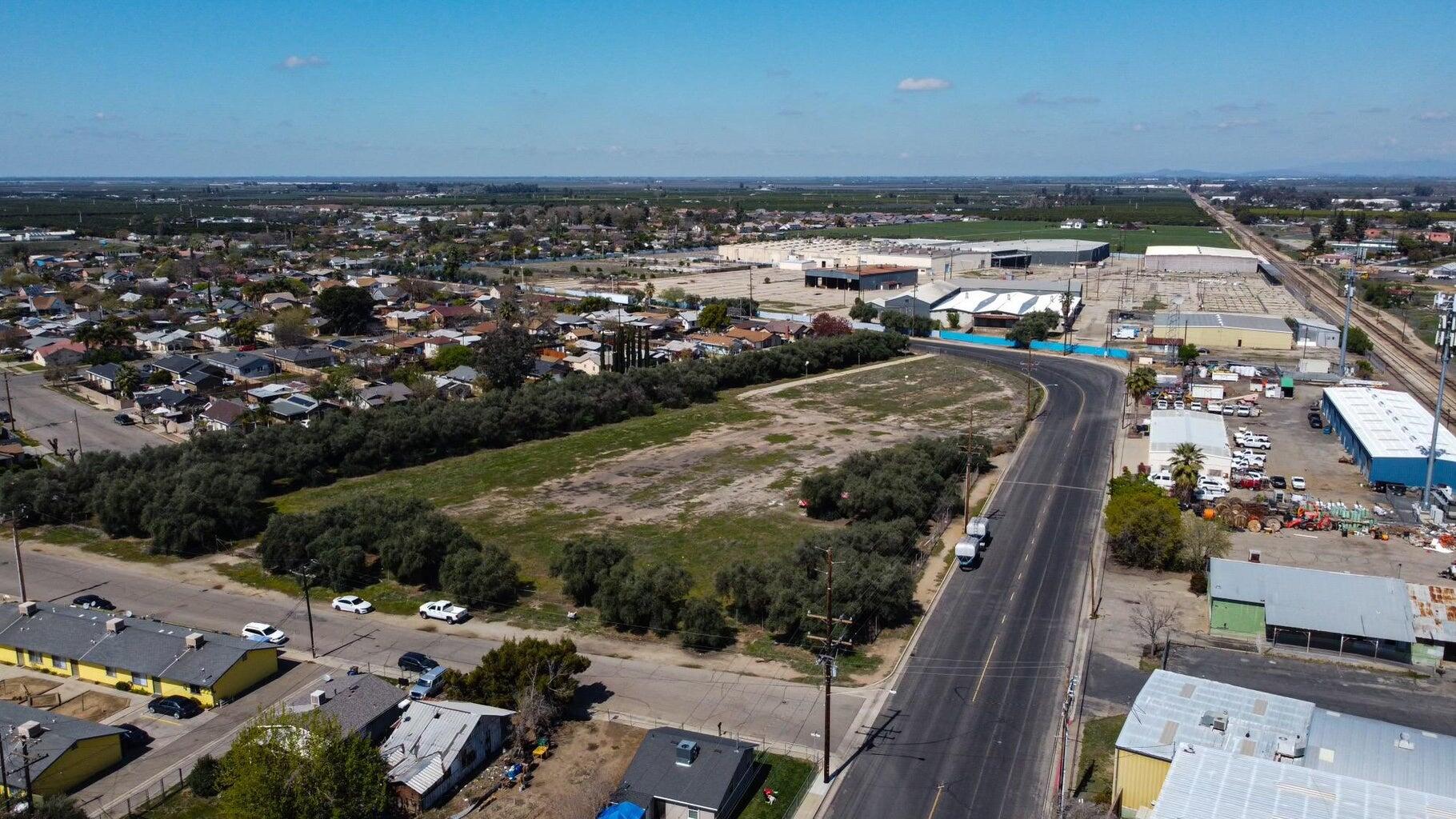 0 Vernon Ave, Lindsay, CA 93247