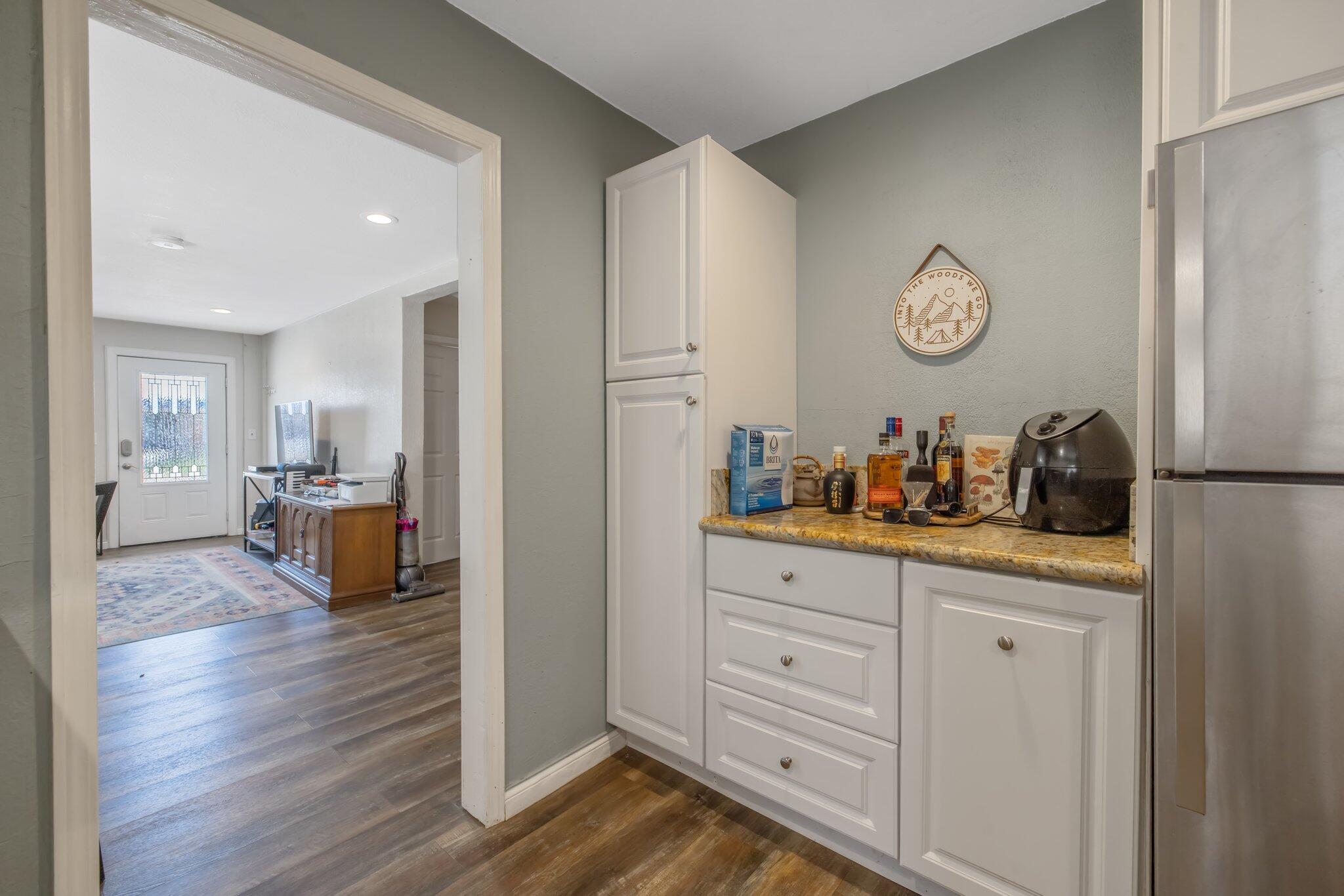 24297 Ave 324, Woodlake, CA 93286