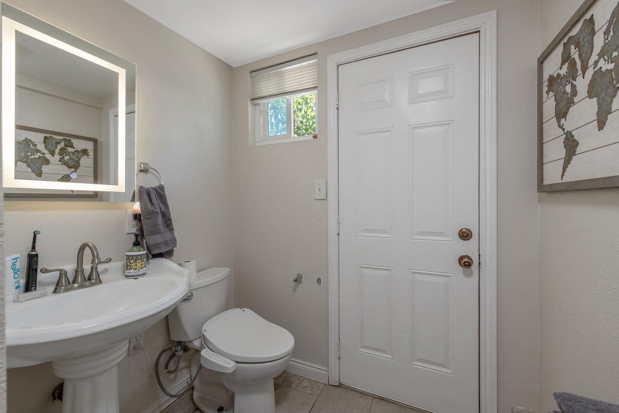 24297 Ave 324, Woodlake, CA 93286