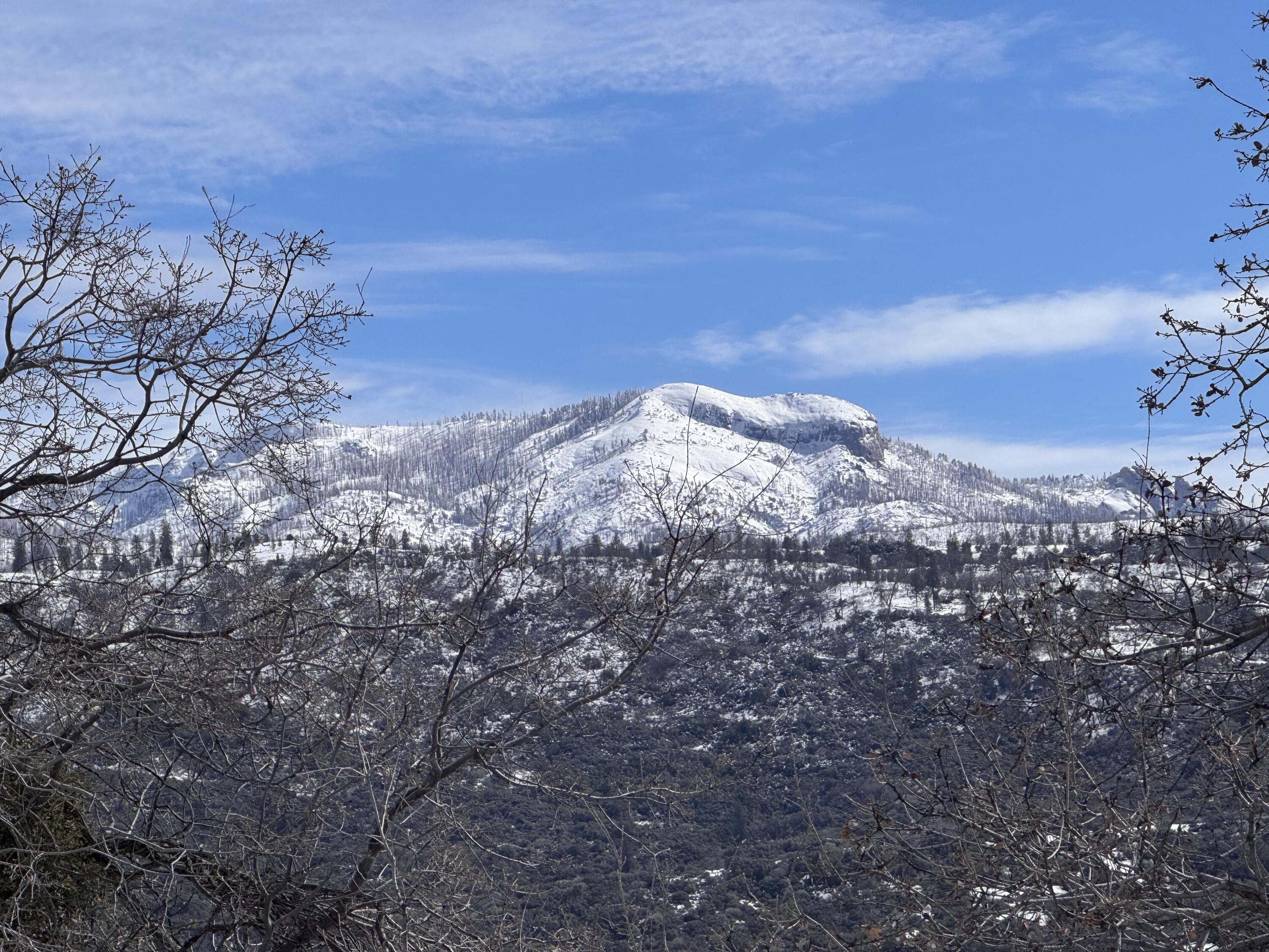 50200 Hogback Dr Dr, Badger, CA 93603