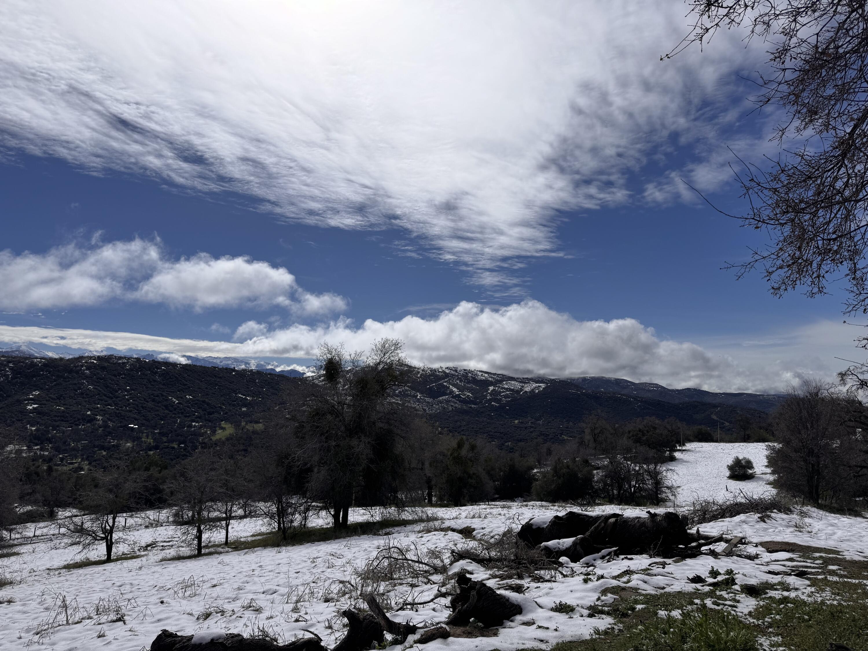 50200 Hogback Dr Dr, Badger, CA 93603