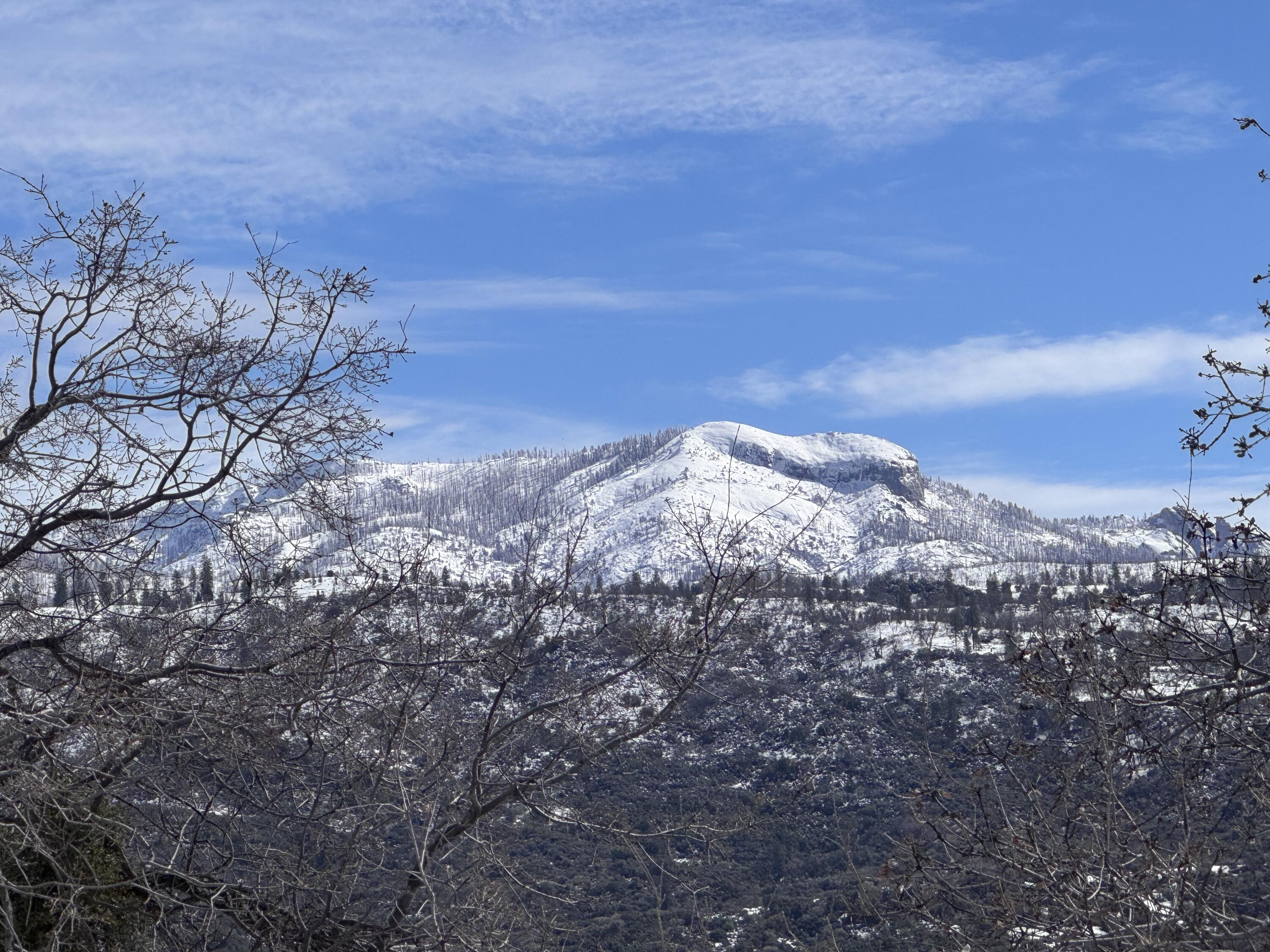 50200 Hogback Dr Dr, Badger, CA 93603