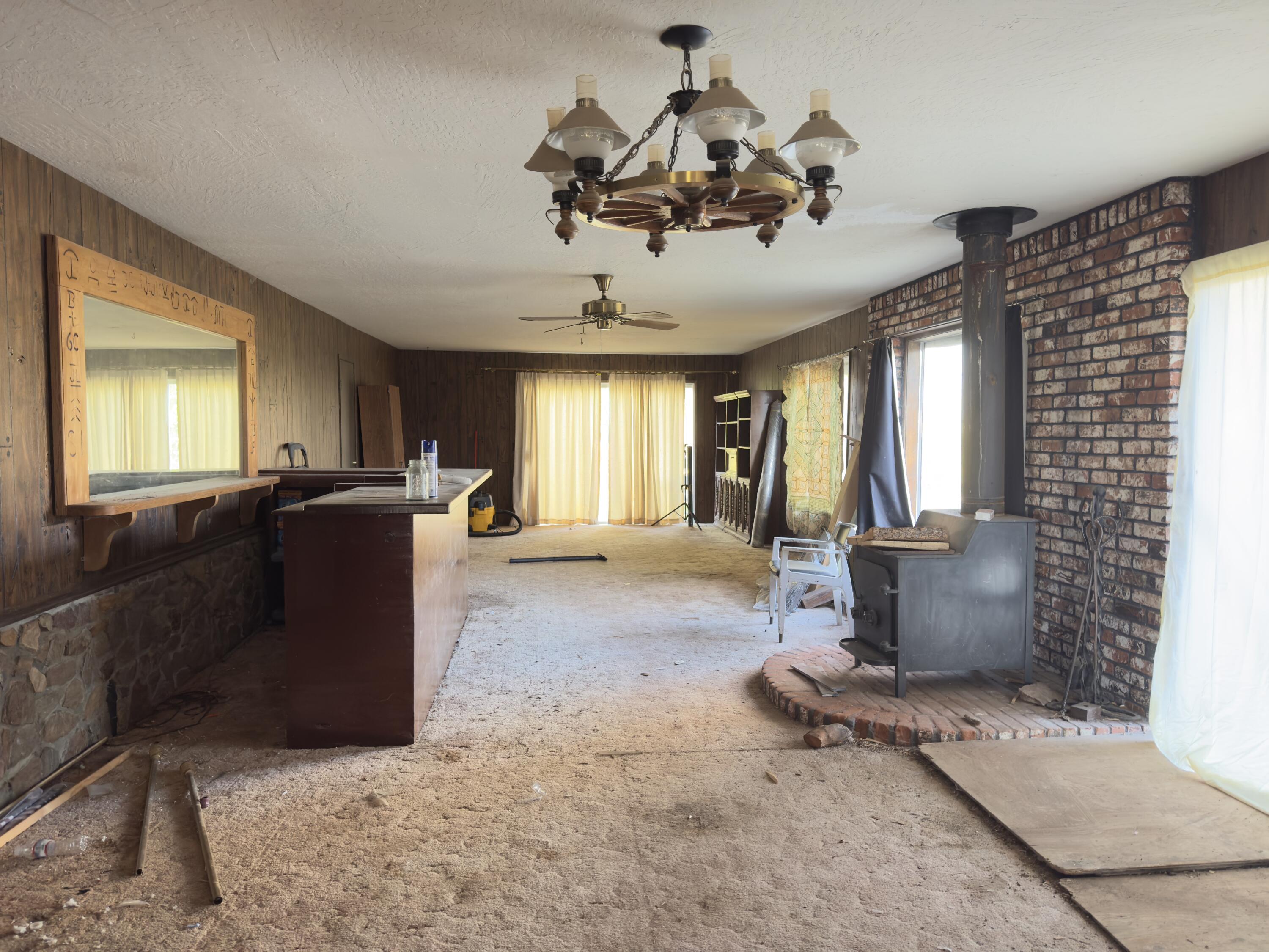 50200 Hogback Dr Dr, Badger, CA 93603