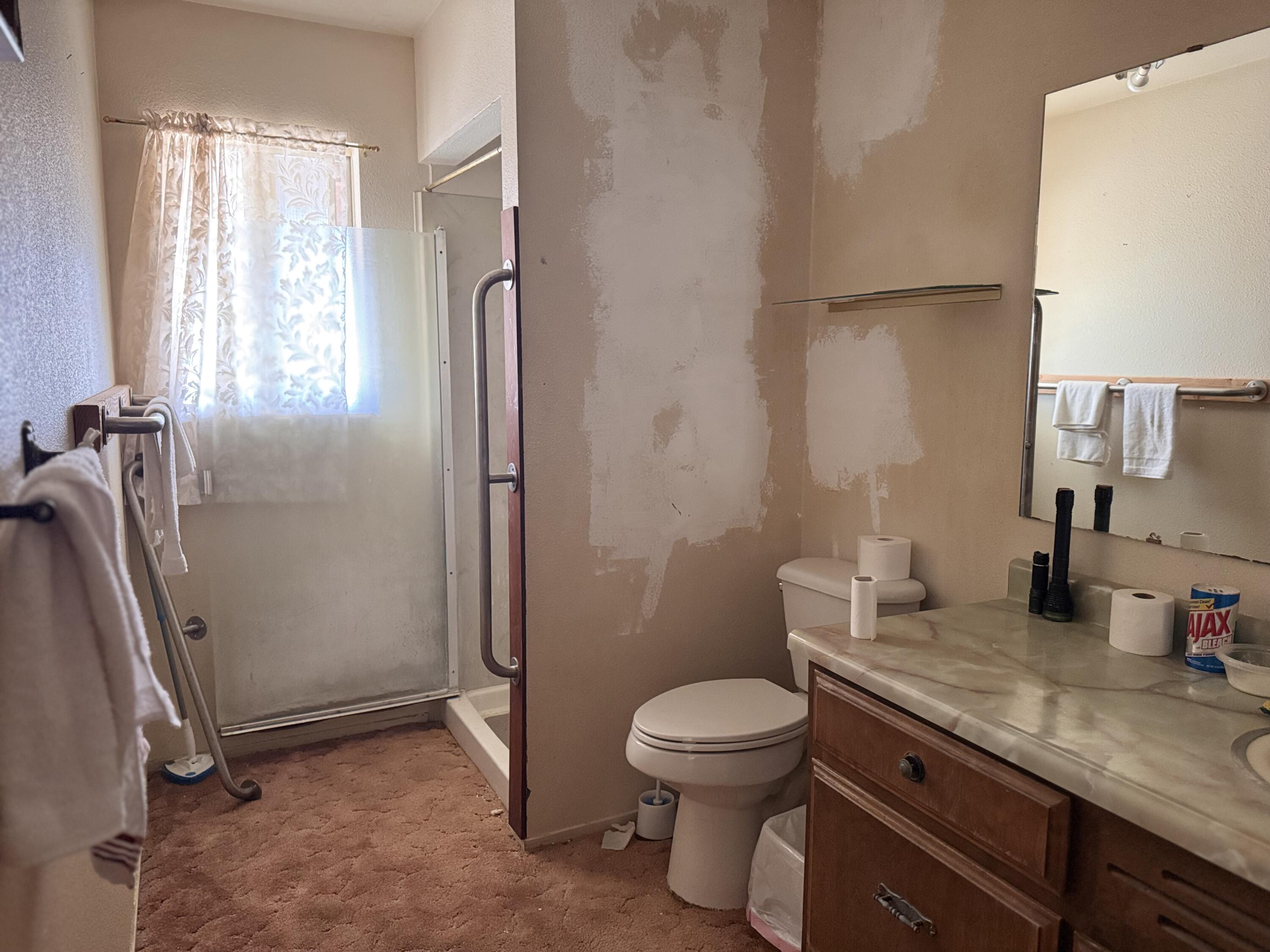 50200 Hogback Dr Dr, Badger, CA 93603