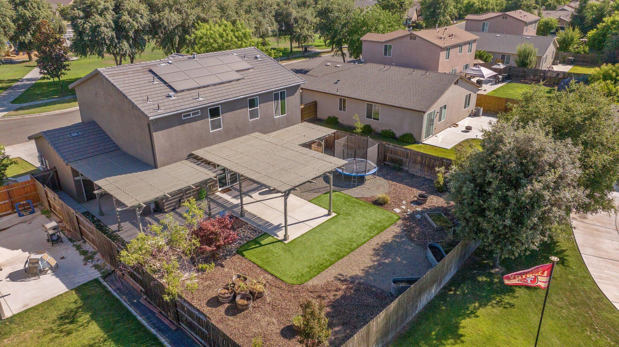 2446 W Sedona Ave, Visalia, CA 93291