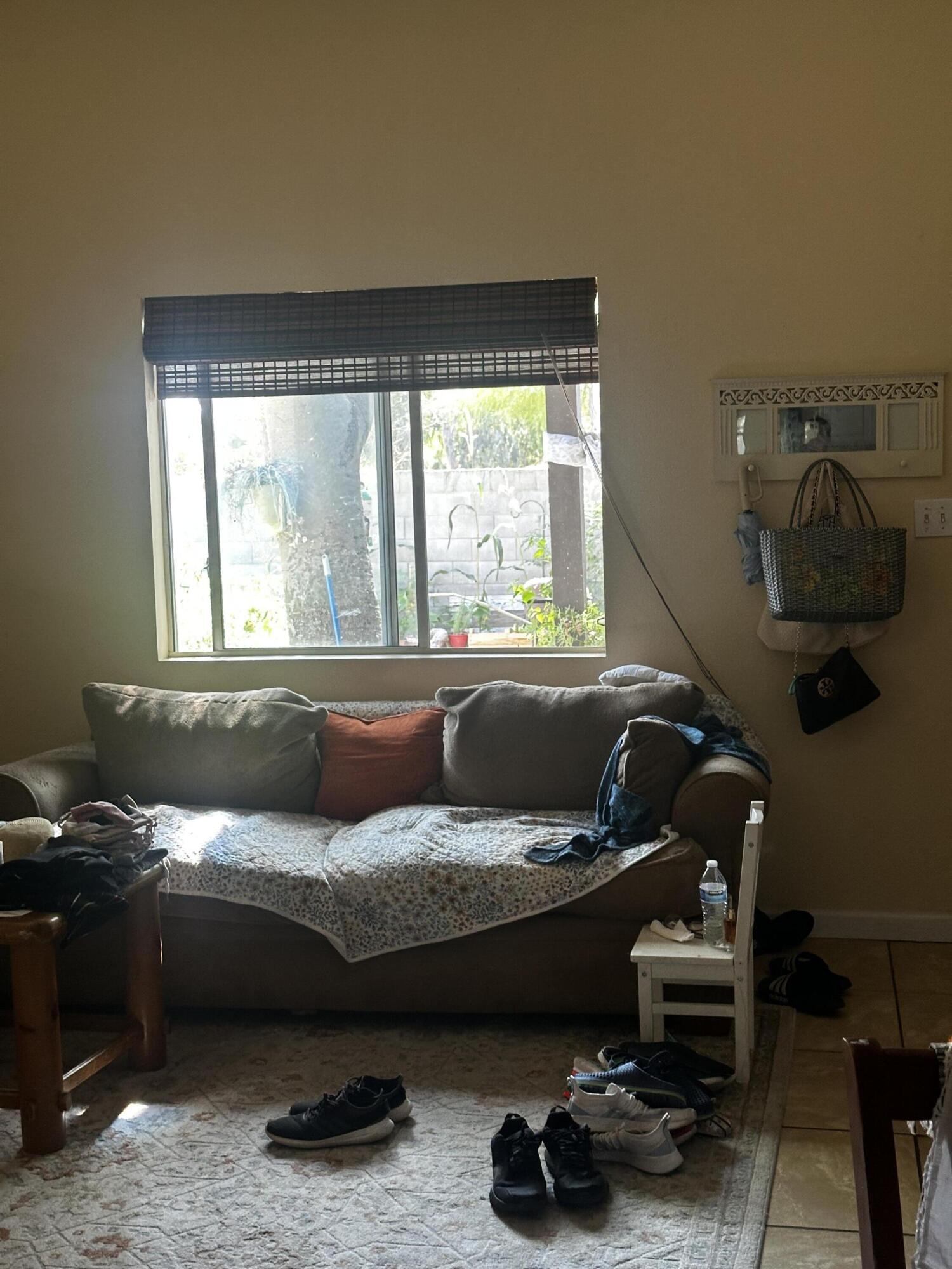 360, 364 N Cypress St #2, Woodlake, CA 93286