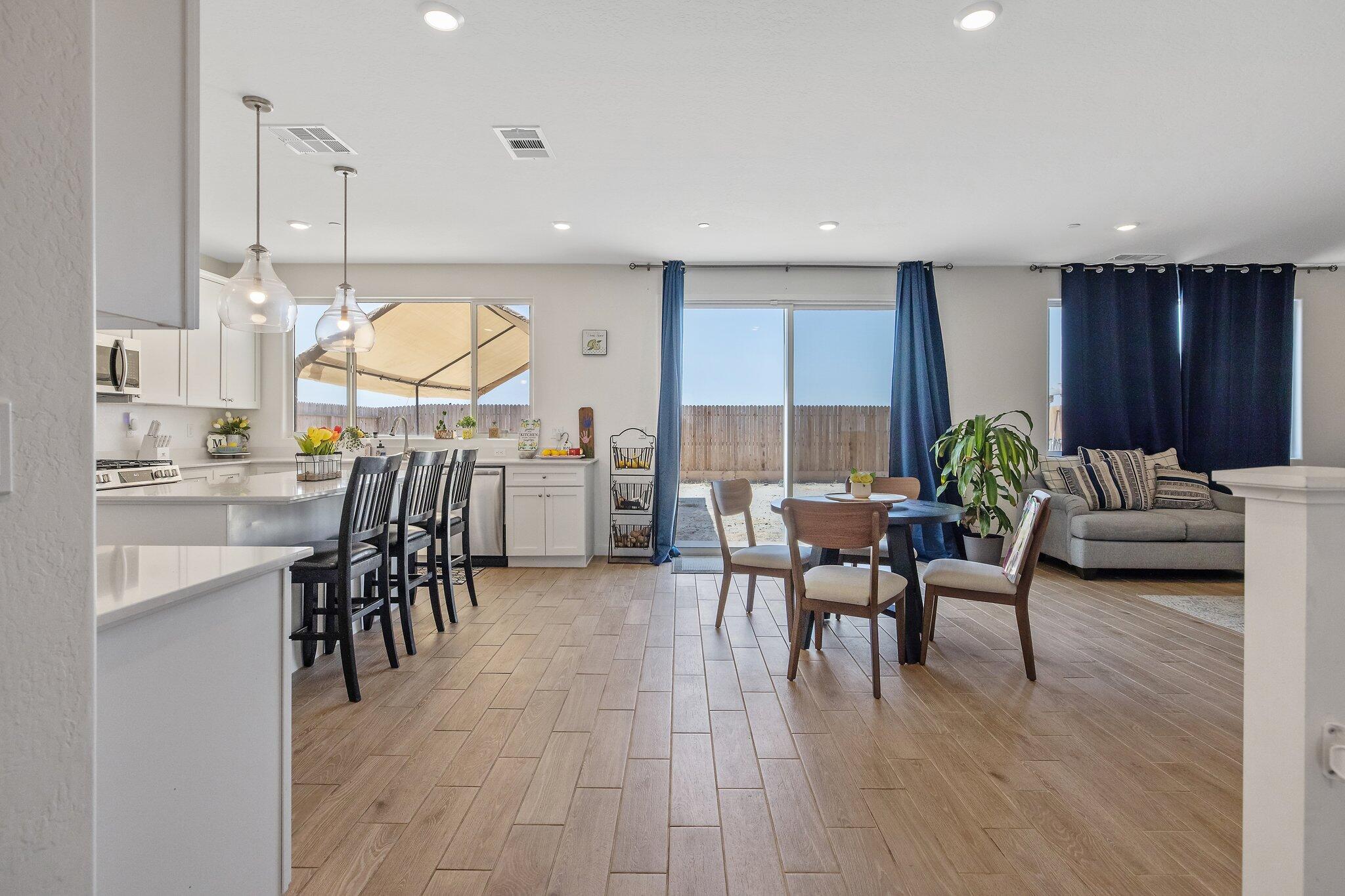 2409 Pepperdine St, Lemoore, CA 93245