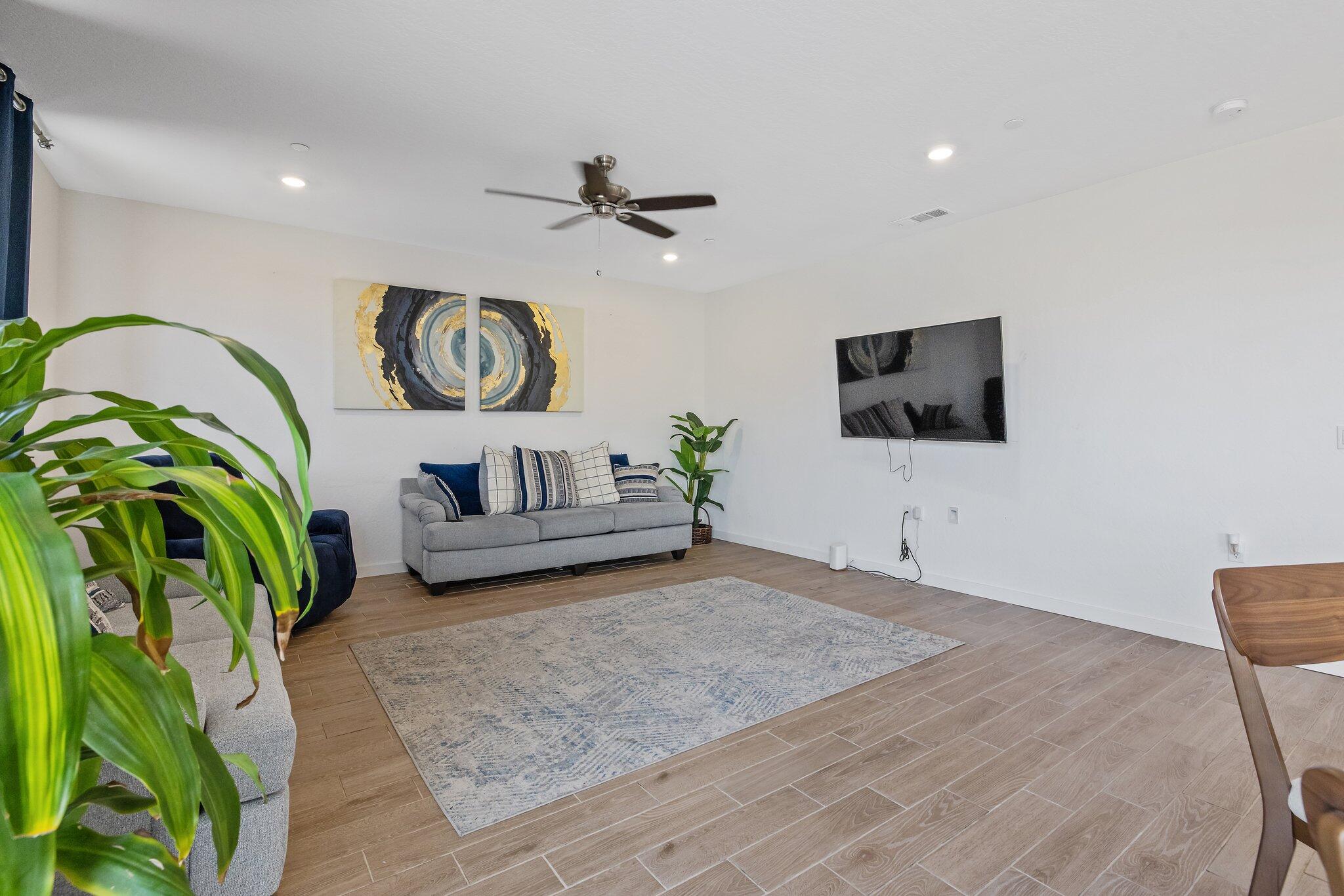 2409 Pepperdine St, Lemoore, CA 93245