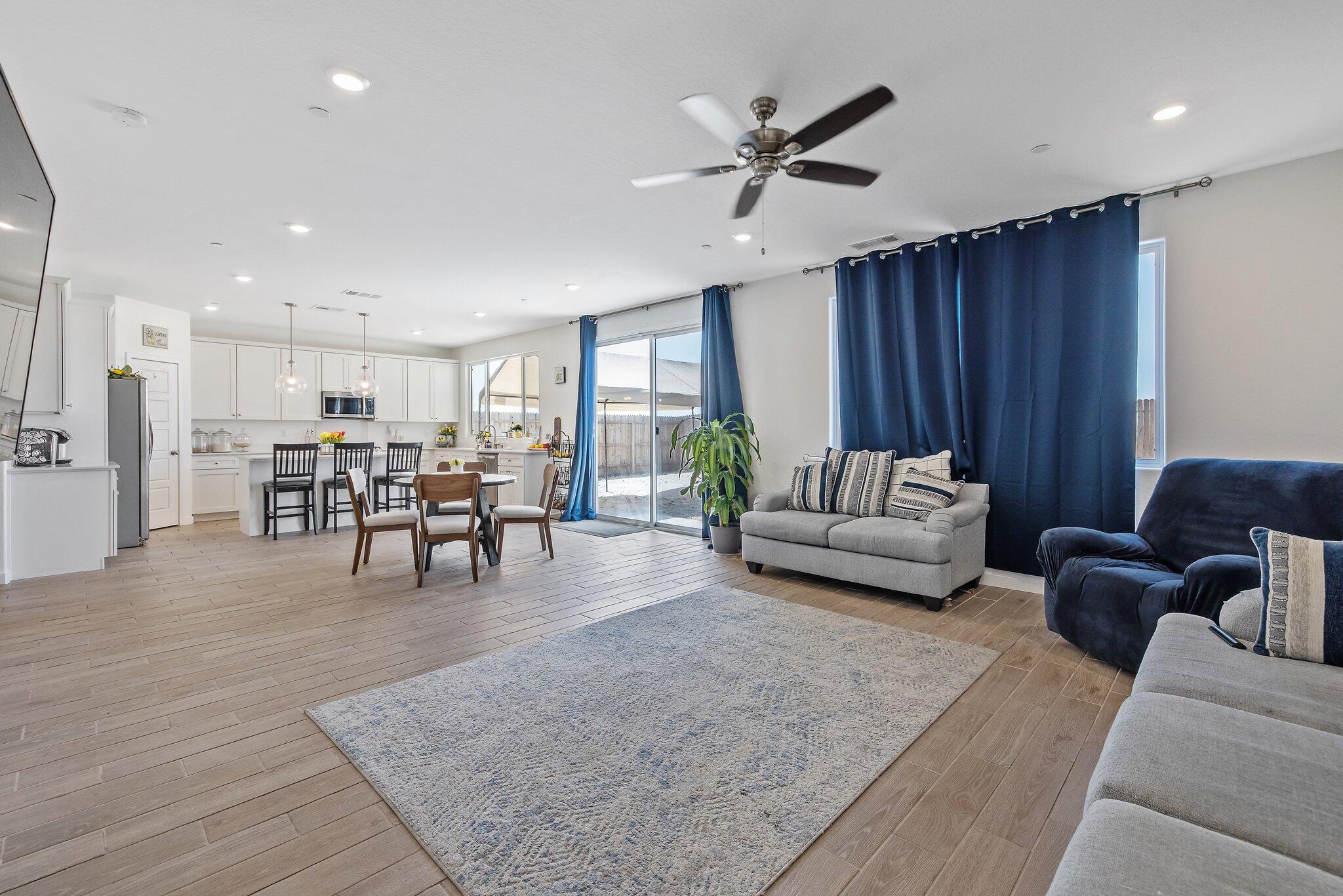 2409 Pepperdine St, Lemoore, CA 93245