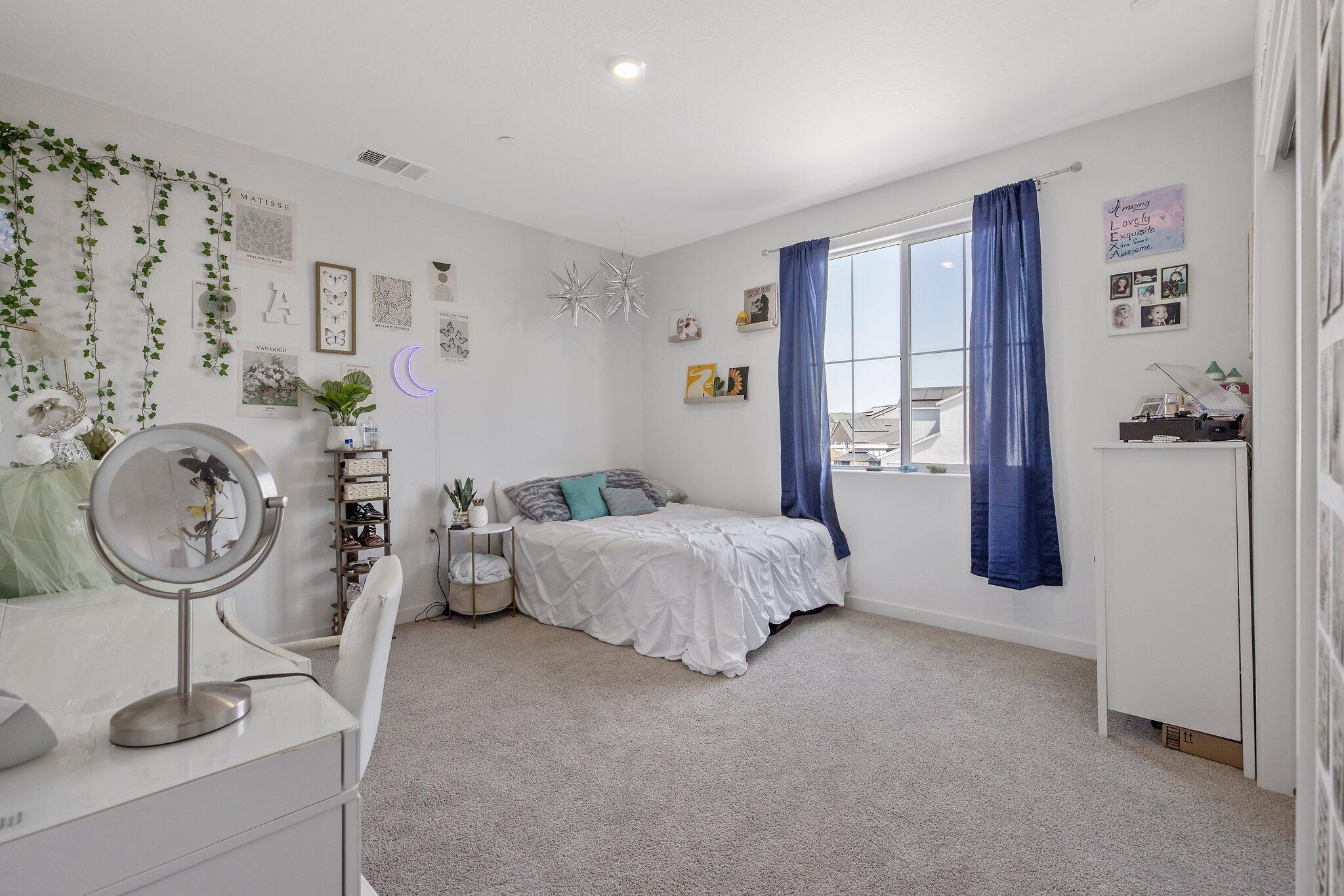 2409 Pepperdine St, Lemoore, CA 93245