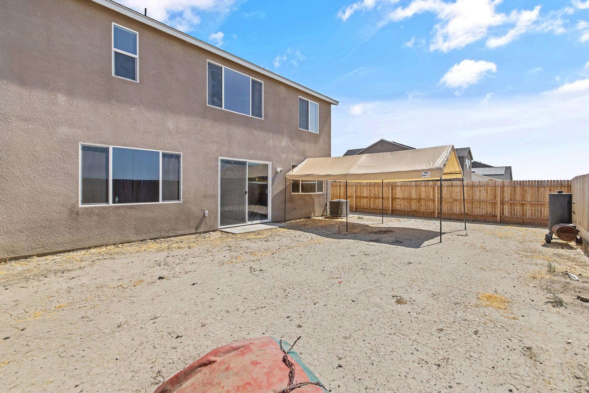 2409 Pepperdine St, Lemoore, CA 93245