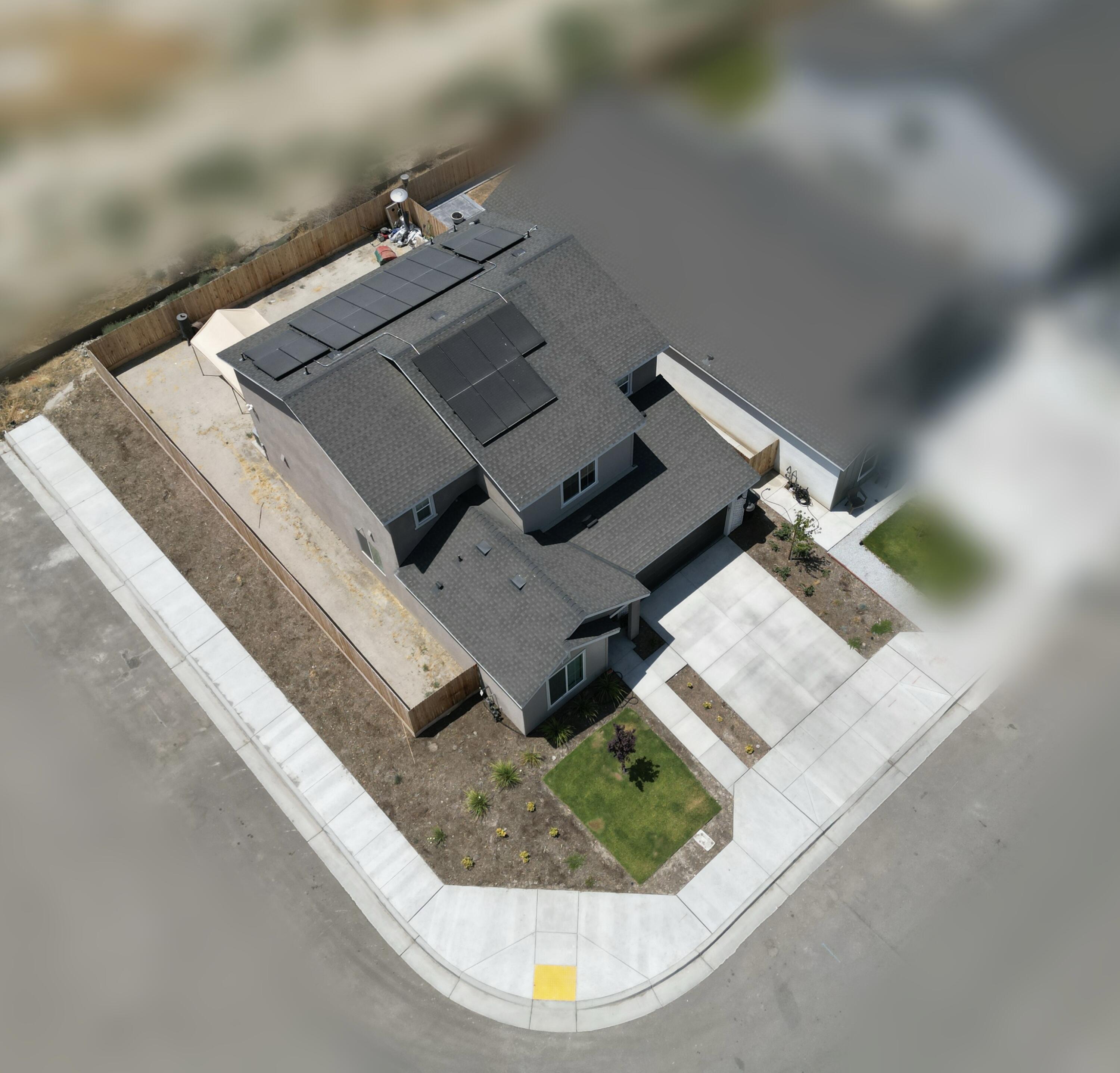 2409 Pepperdine St, Lemoore, CA 93245