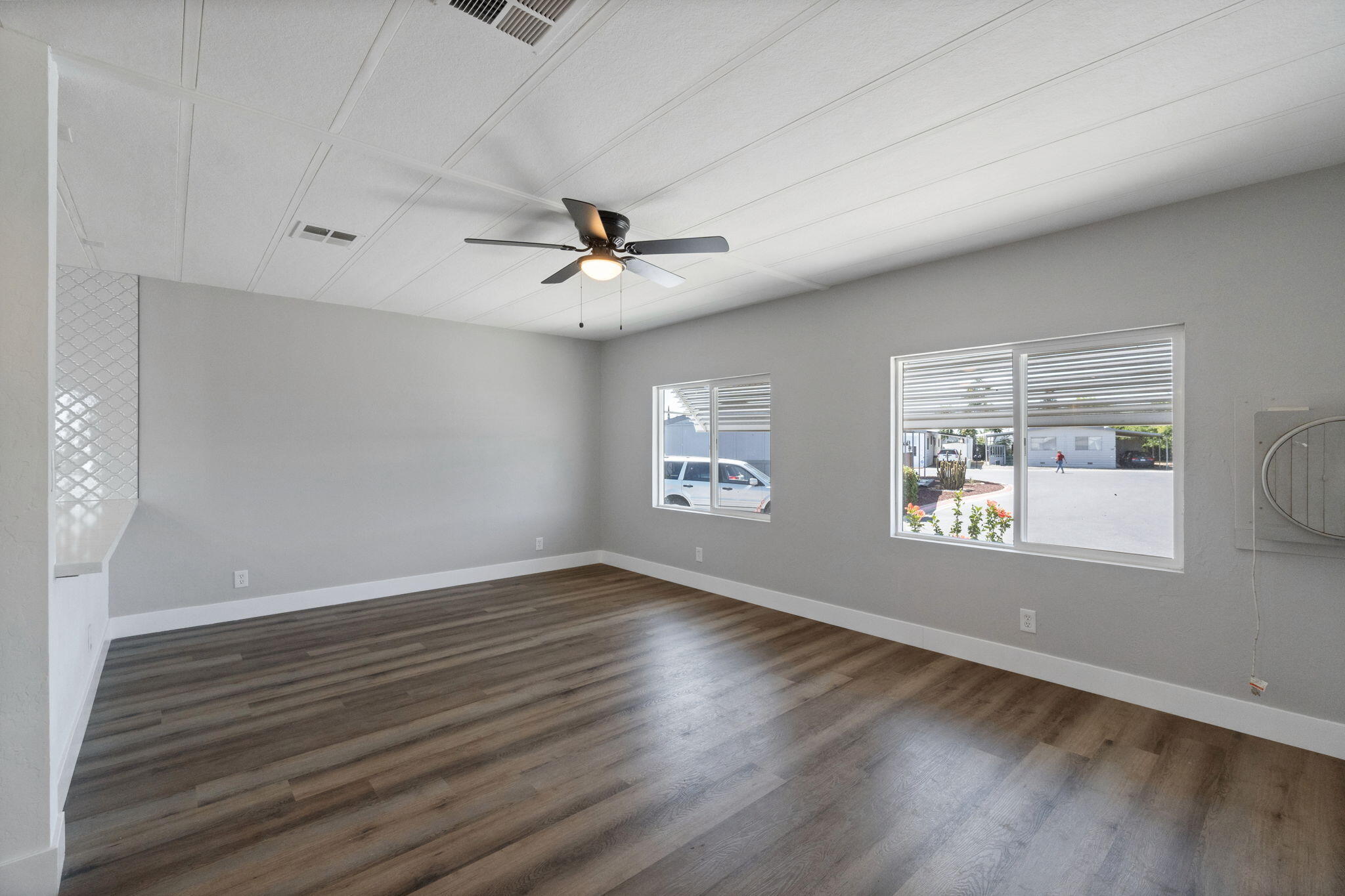 1218 E Cleveland Ave #153, Madera, CA 93638