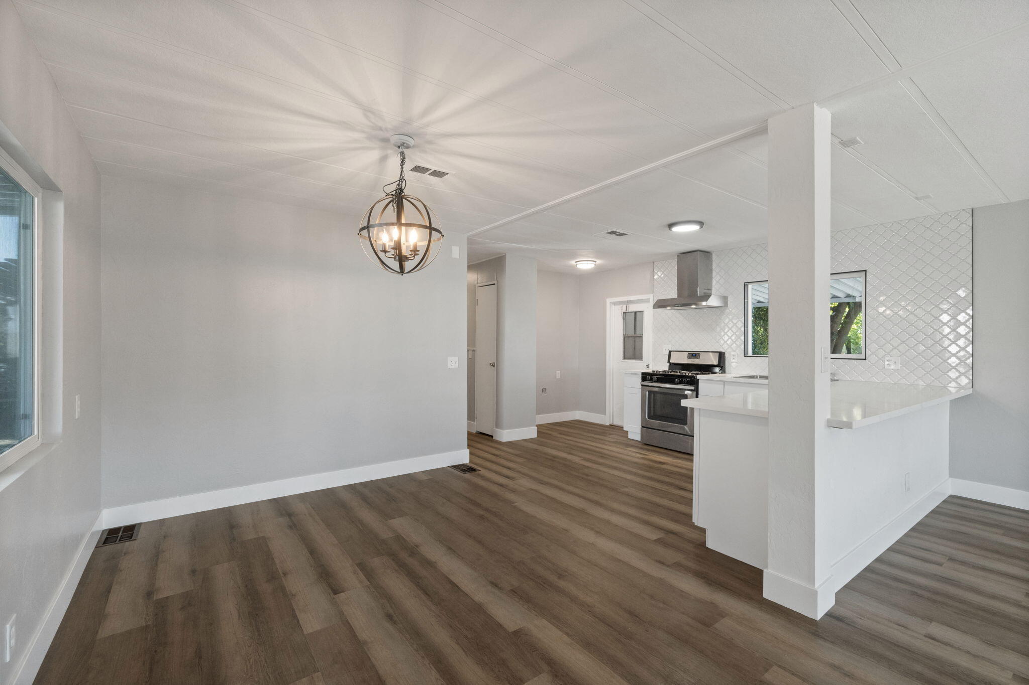 1218 E Cleveland Ave #153, Madera, CA 93638