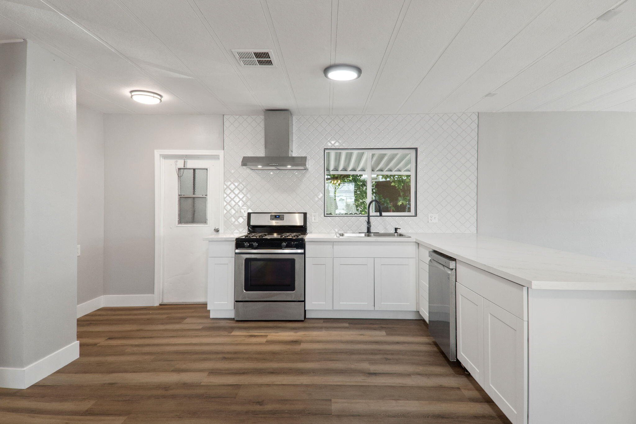 1218 E Cleveland Ave #153, Madera, CA 93638