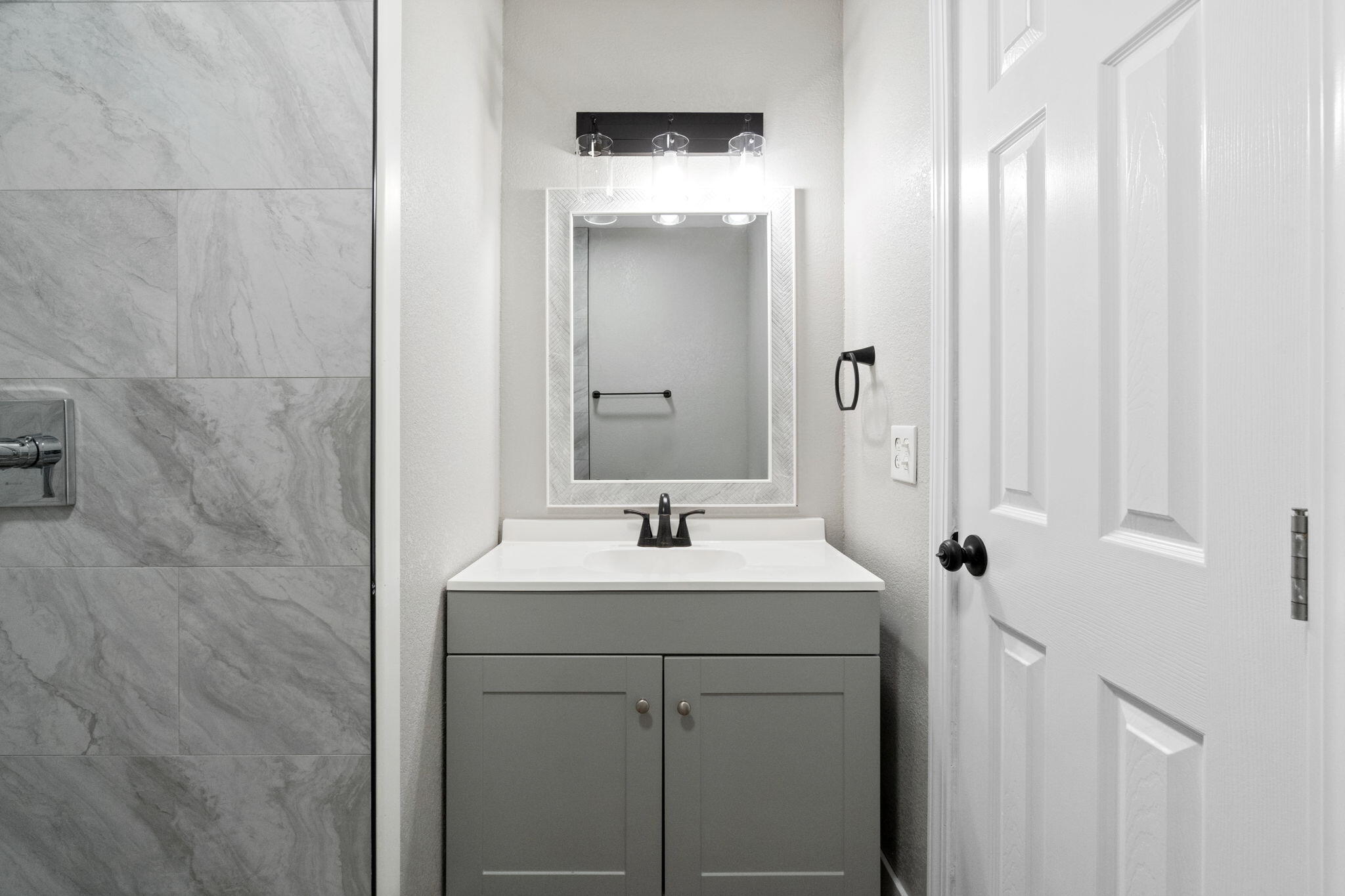 1218 E Cleveland Ave #153, Madera, CA 93638