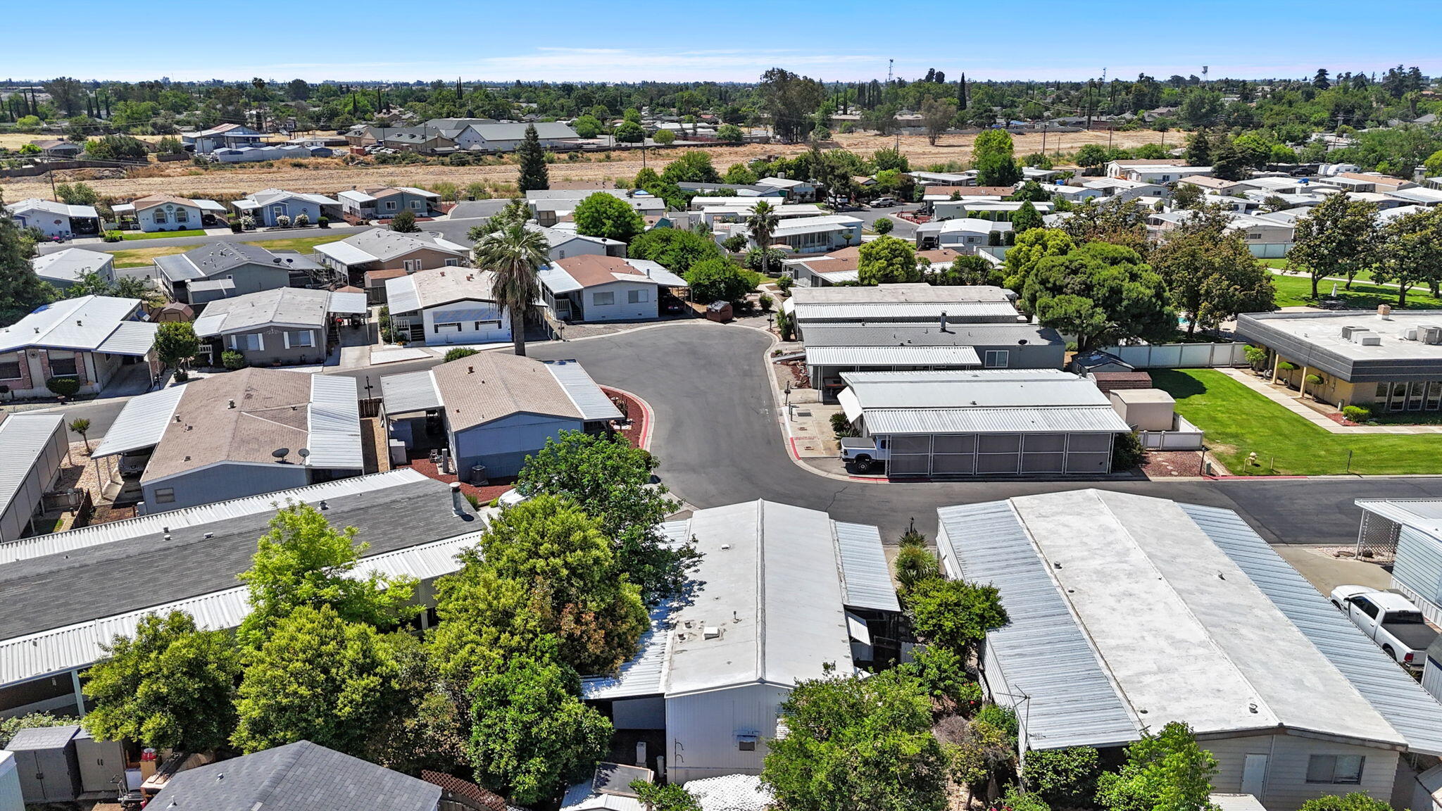 1218 E Cleveland Ave #153, Madera, CA 93638