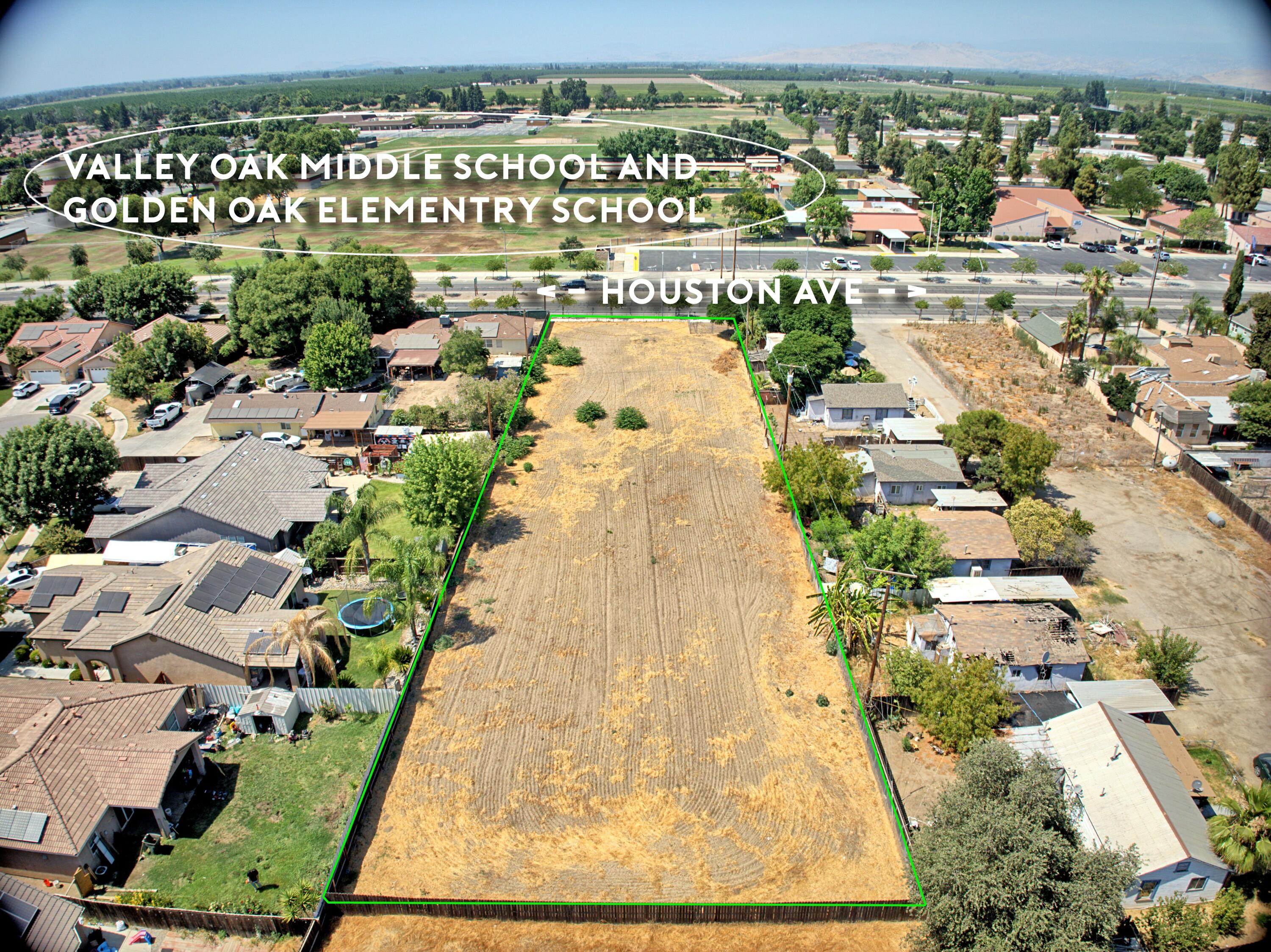 3203 E Houston Ave, Visalia, CA 93292