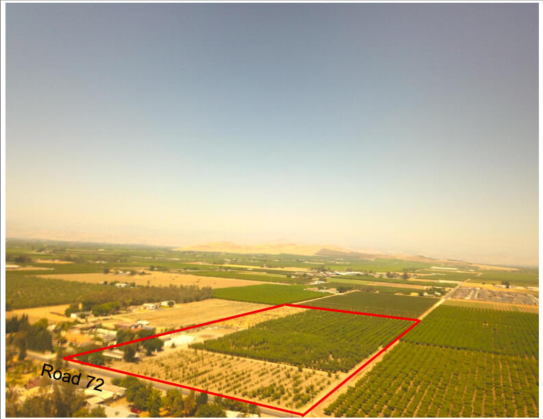 42682 Rd 72, Dinuba, CA 93618