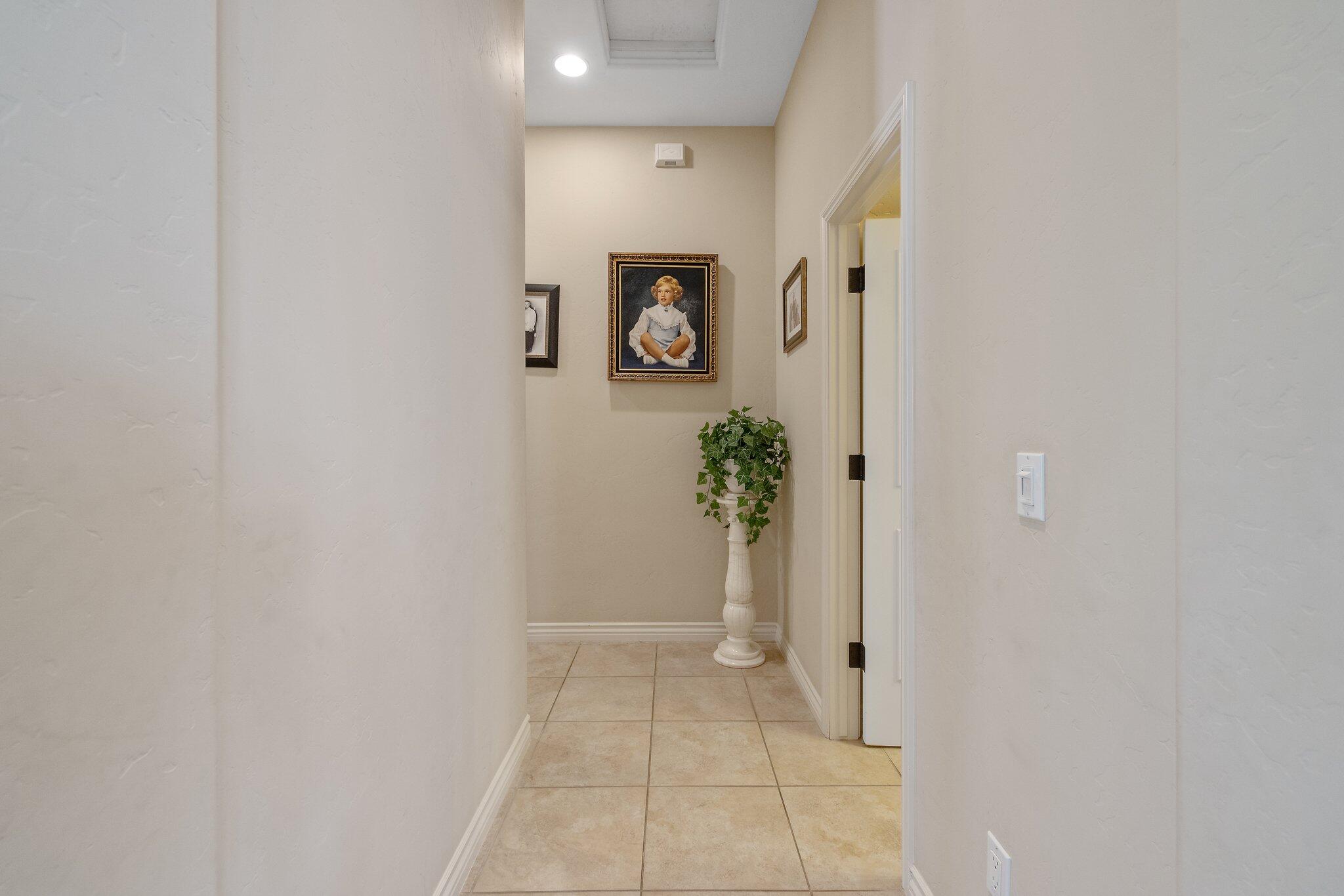 4638 W Lark Ct, Visalia, CA 93291