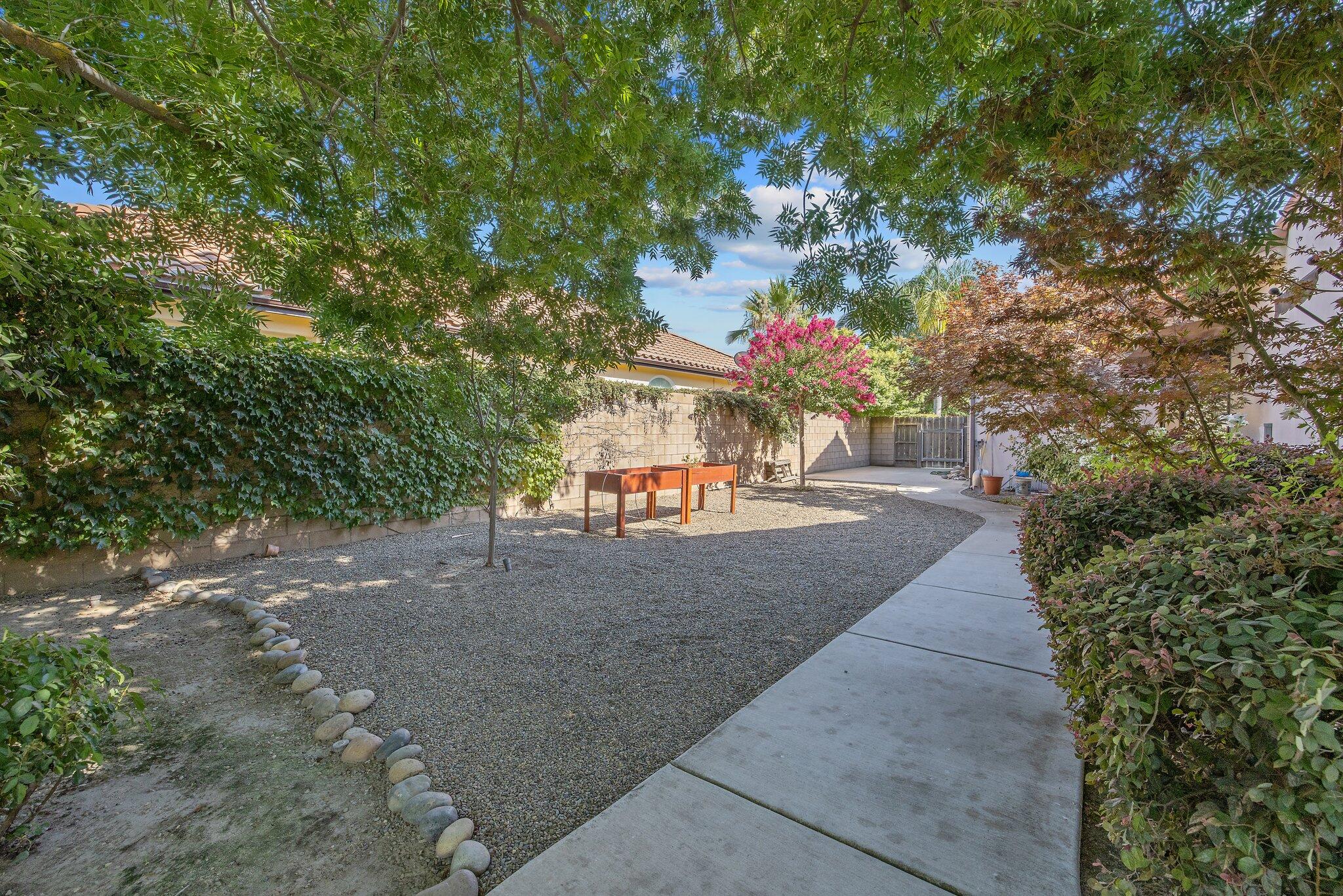 4638 W Lark Ct, Visalia, CA 93291