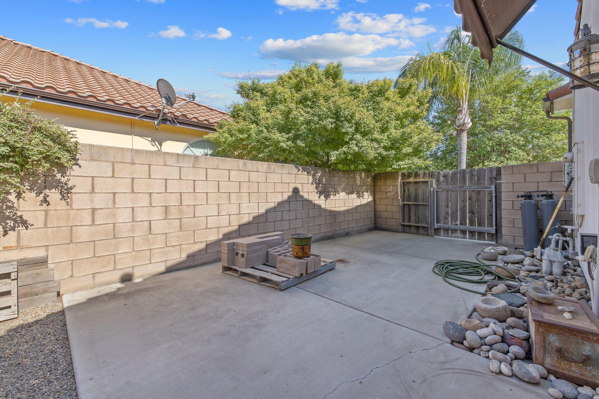 4638 W Lark Ct, Visalia, CA 93291