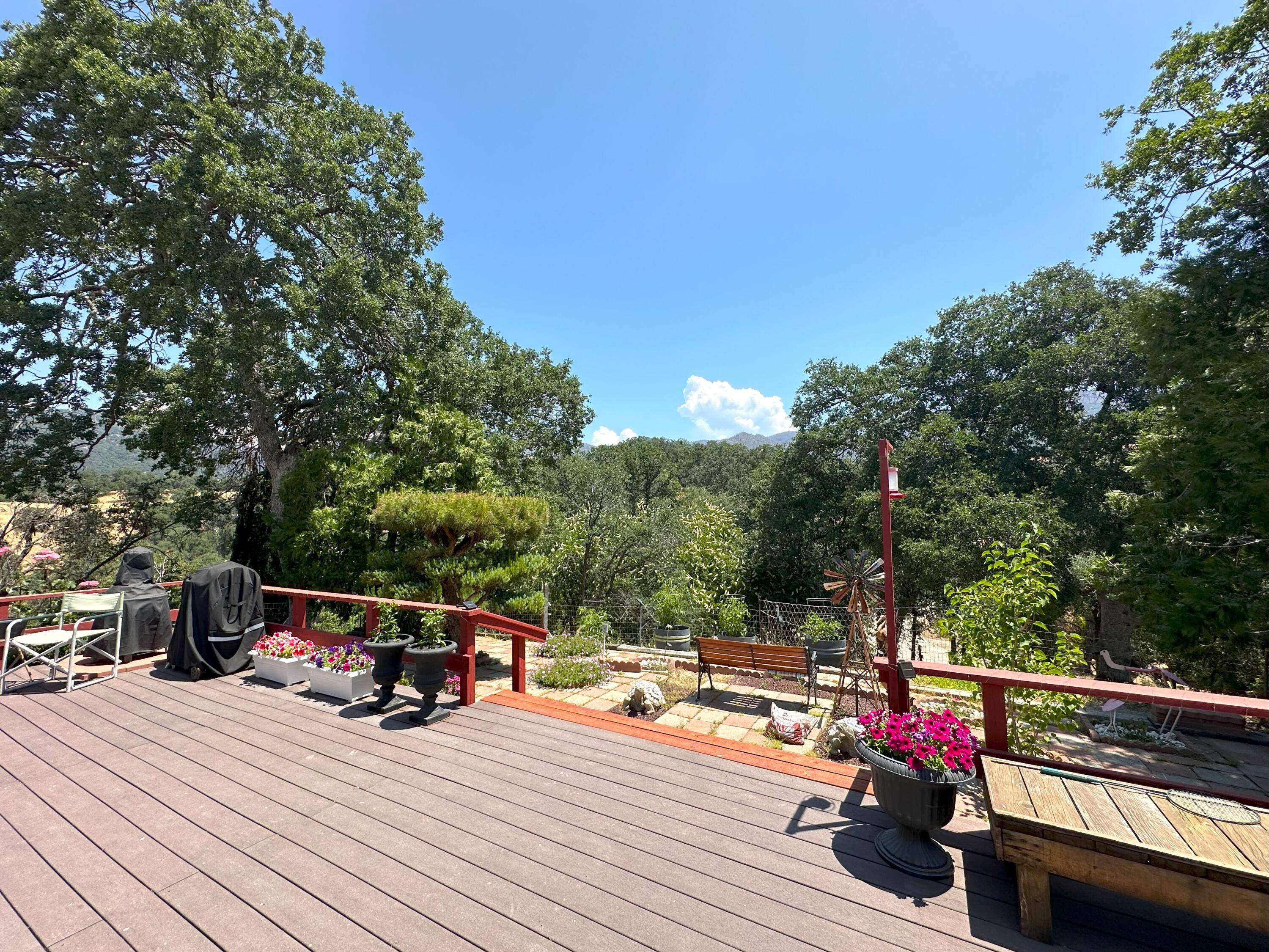 42909 Capanero Oaks Ct, California Hot Springs, CA 93207