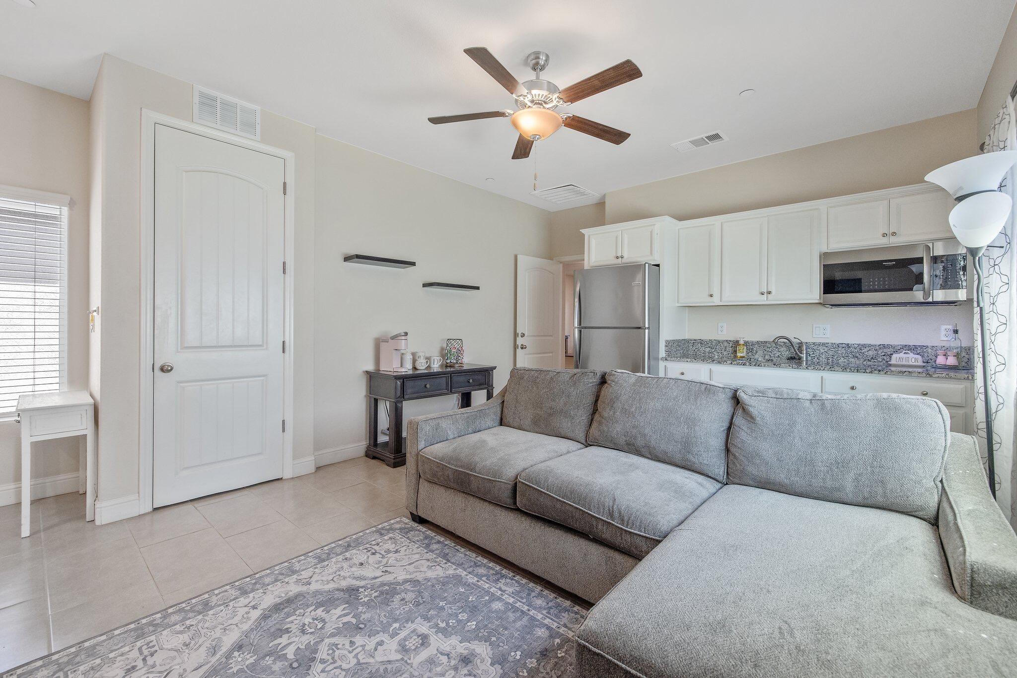 1851 Softwind Dr, Tulare, CA 93274