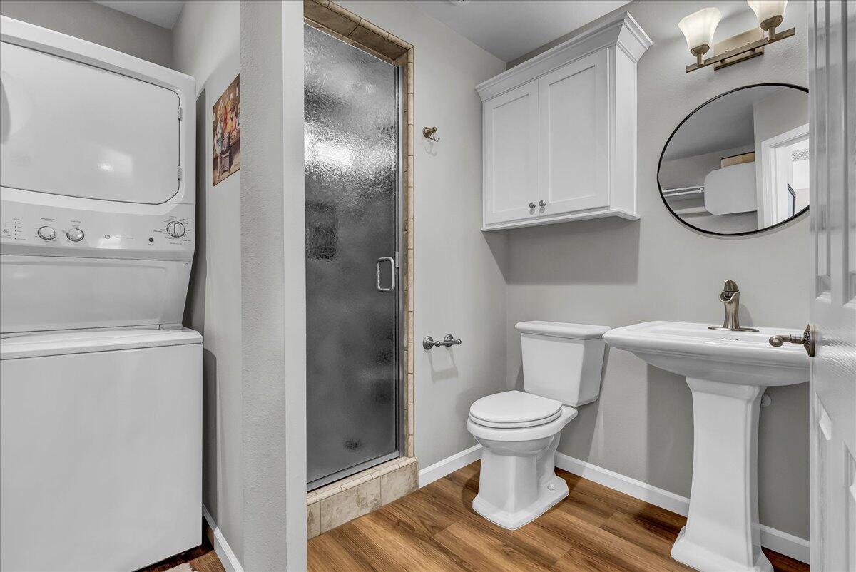 23124 Round Valley Dr, Lindsay, CA 93247