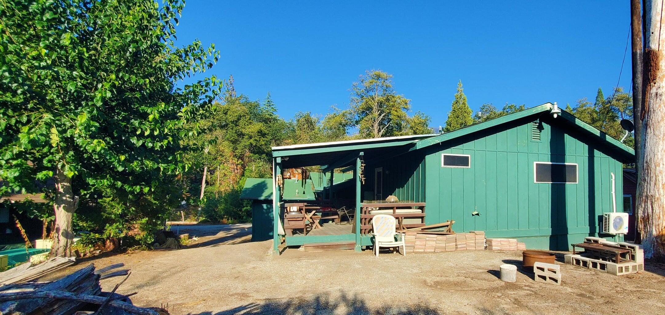 301 Capinero Dr, California Hot Springs, CA 93207