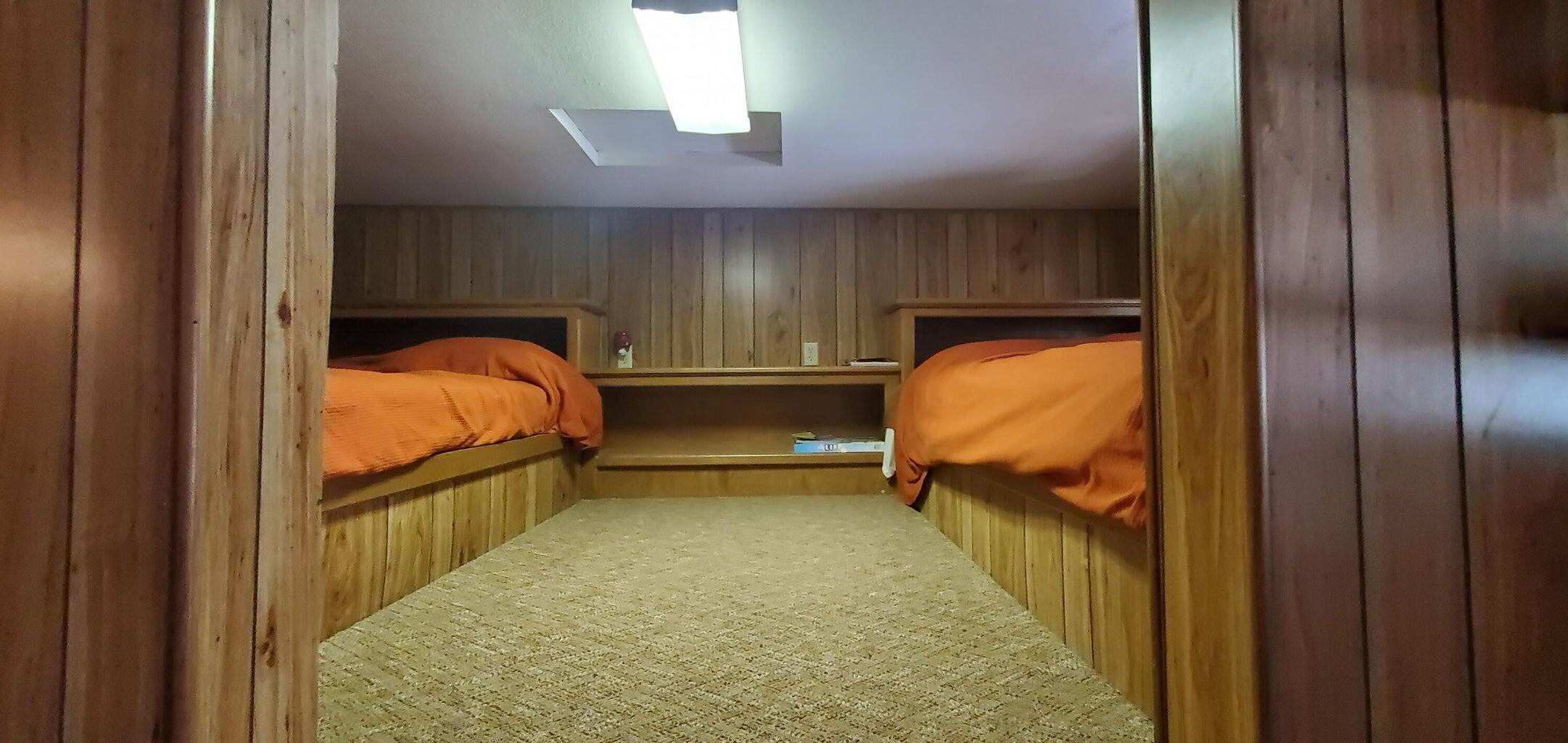 301 Capinero Dr, California Hot Springs, CA 93207