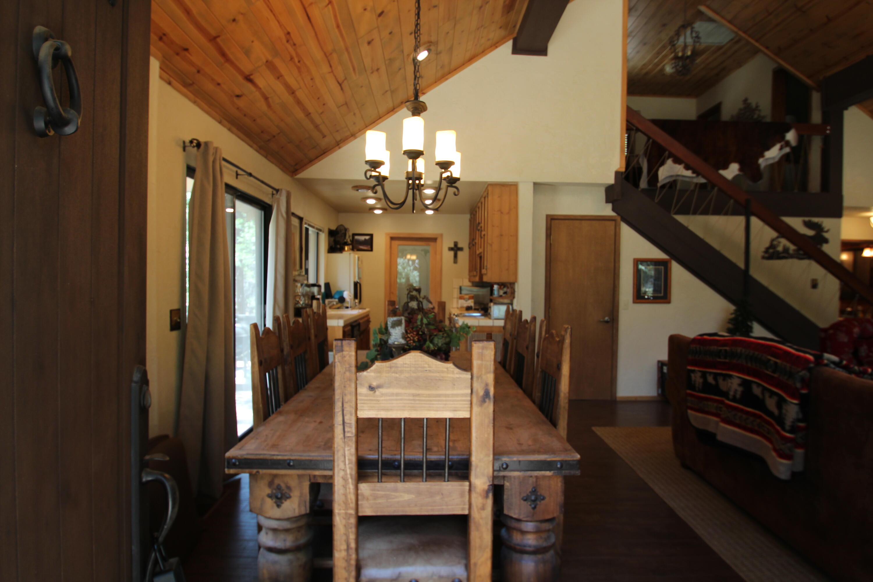 601 Linder Dr, Camp Nelson, CA 93265