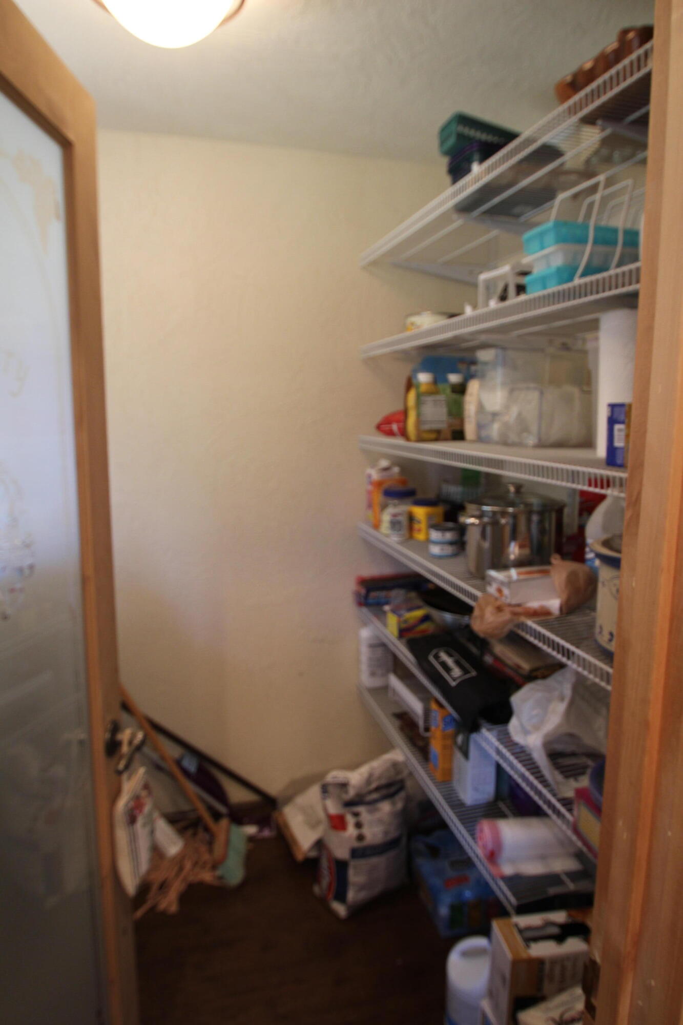 601 Linder Dr, Camp Nelson, CA 93265