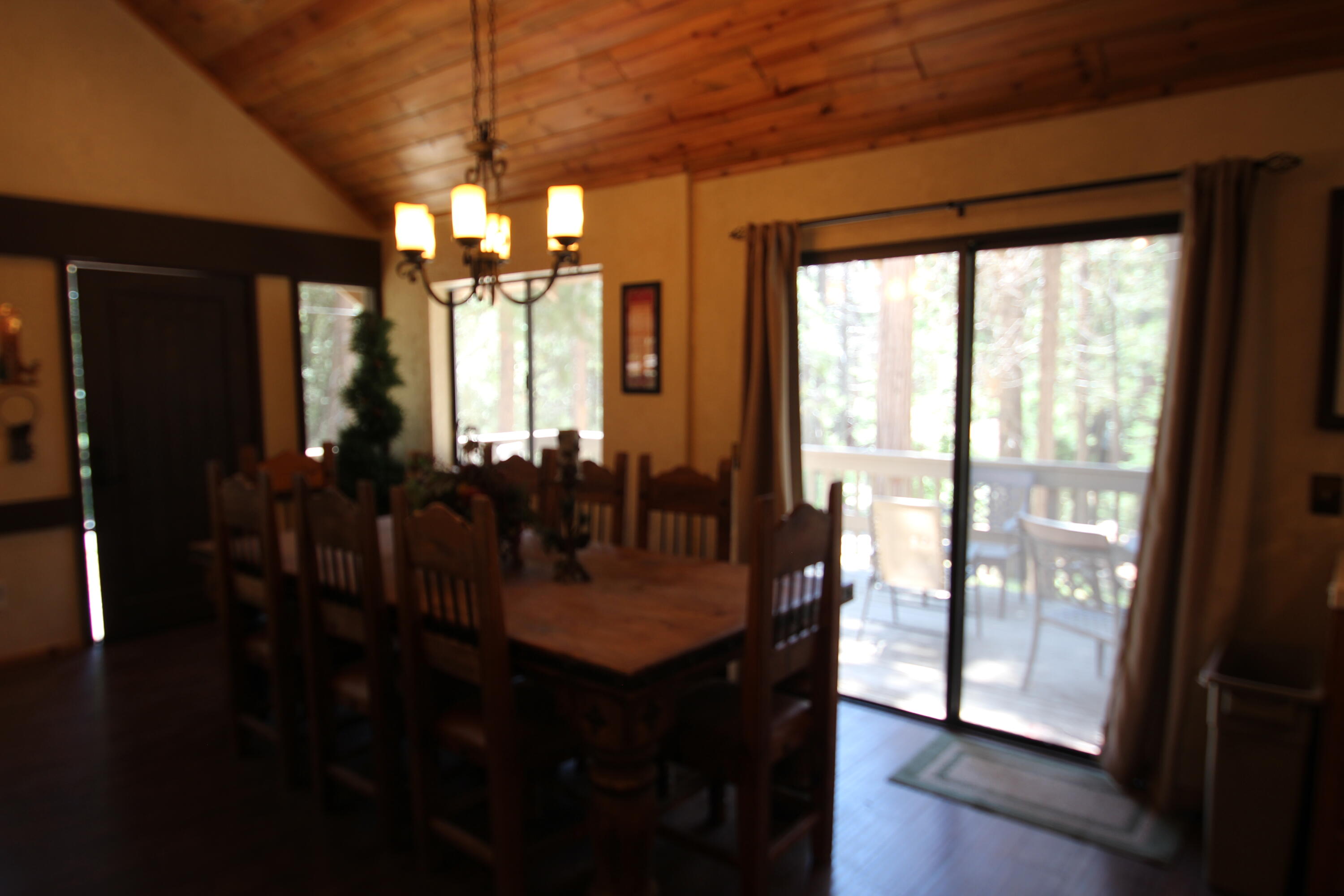 601 Linder Dr, Camp Nelson, CA 93265