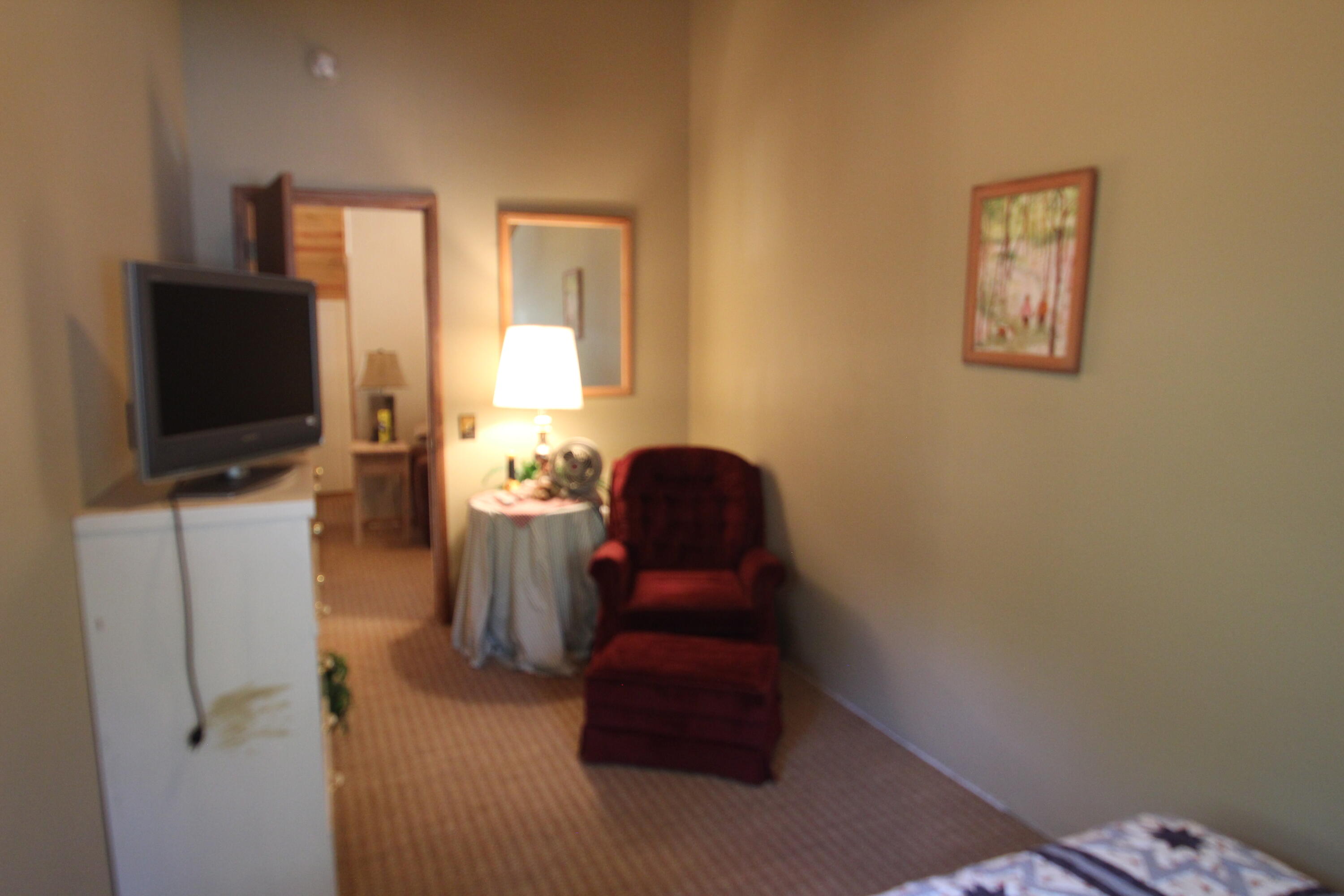 601 Linder Dr, Camp Nelson, CA 93265