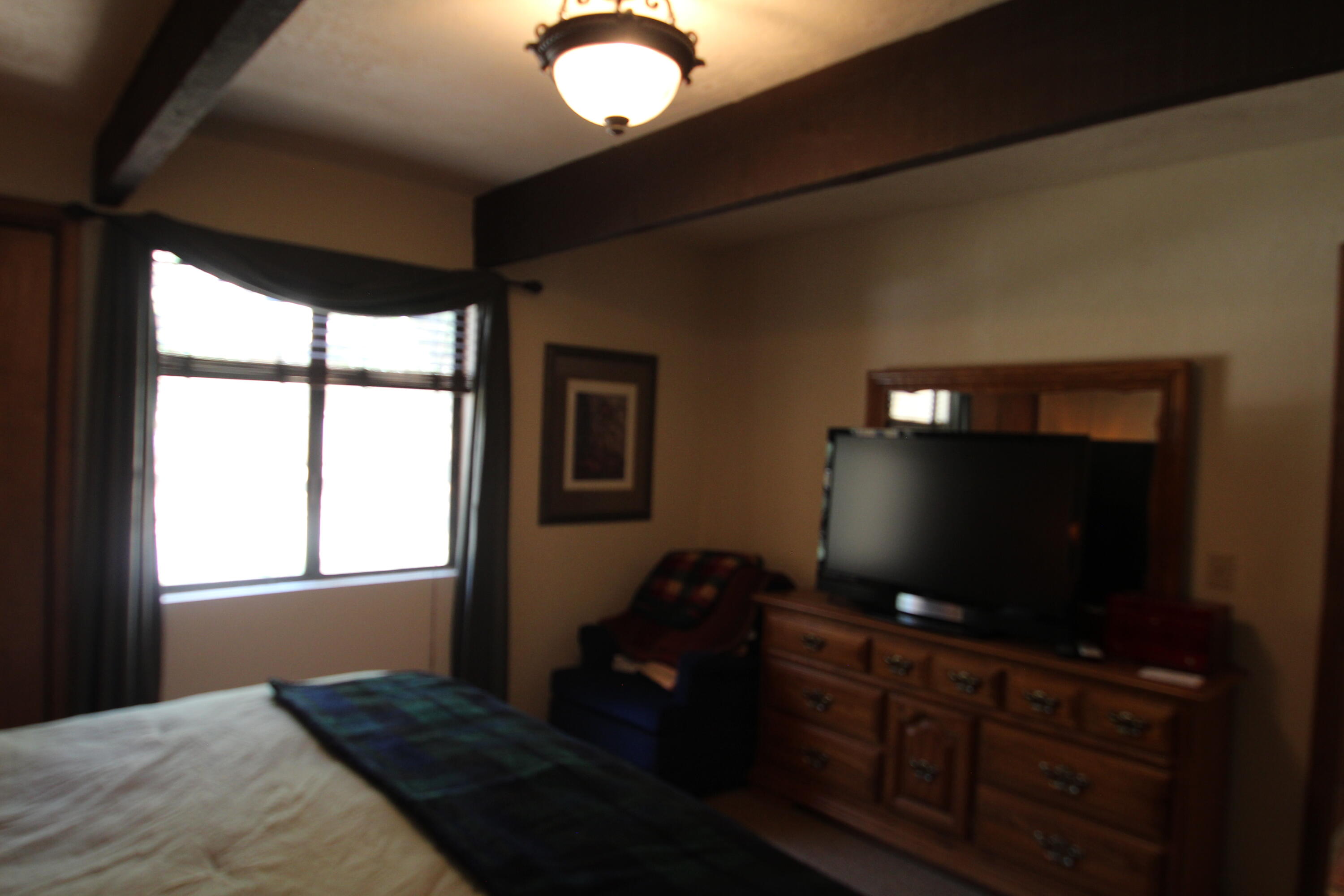 601 Linder Dr, Camp Nelson, CA 93265