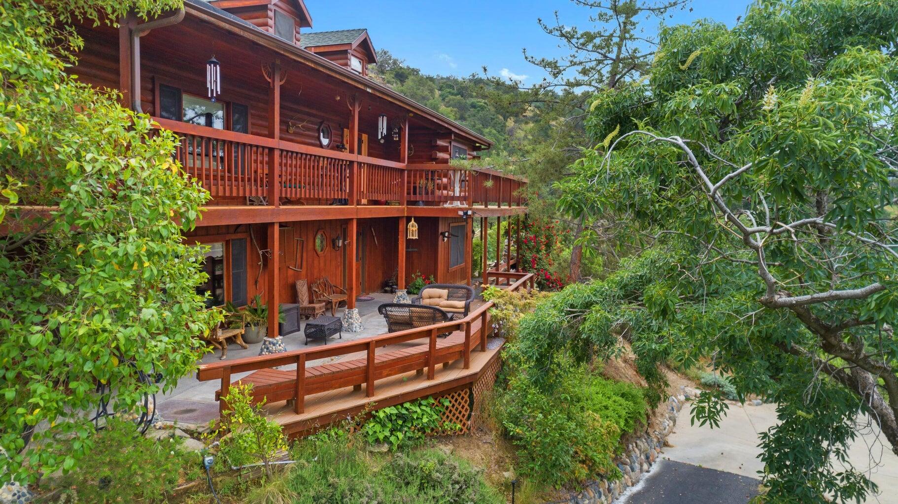 42182 Mynatt Dr Dr, Three Rivers, CA 93271