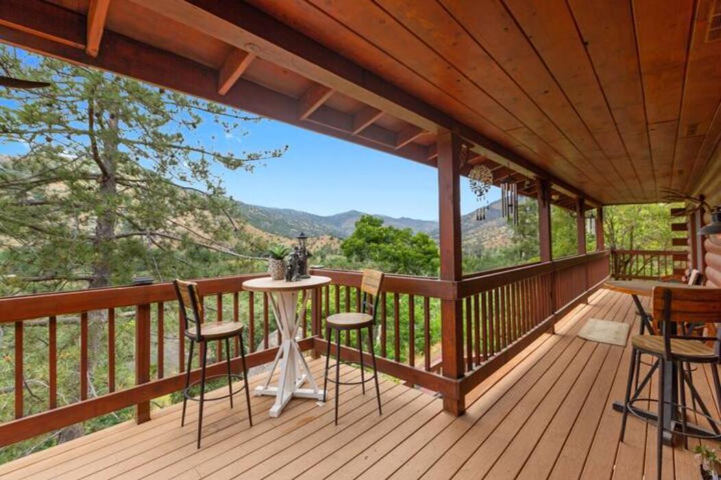 42182 Mynatt Dr Dr, Three Rivers, CA 93271