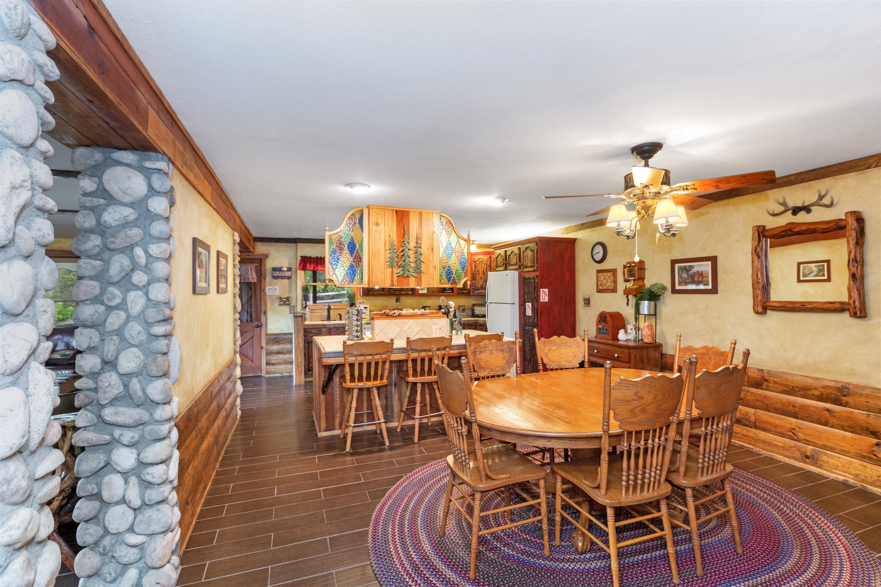 42182 Mynatt Dr Dr, Three Rivers, CA 93271