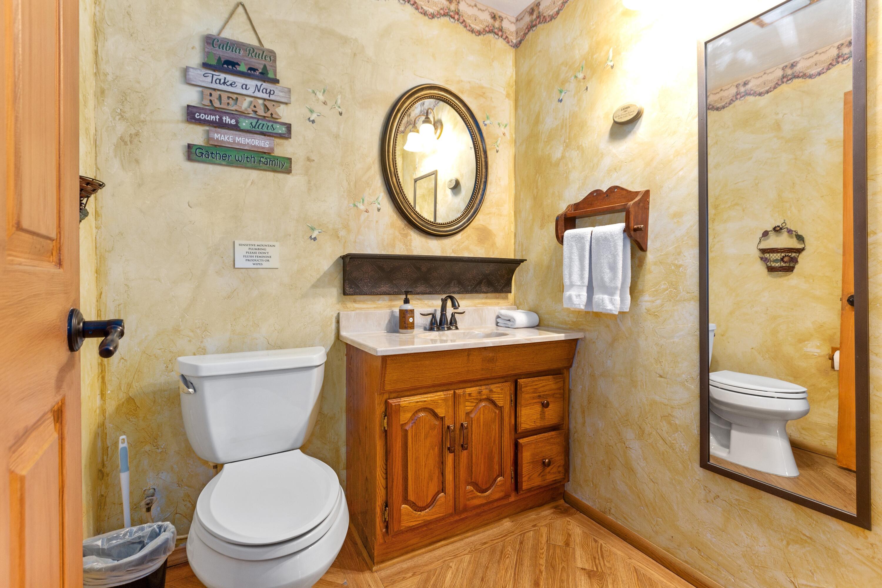 42182 Mynatt Dr Dr, Three Rivers, CA 93271