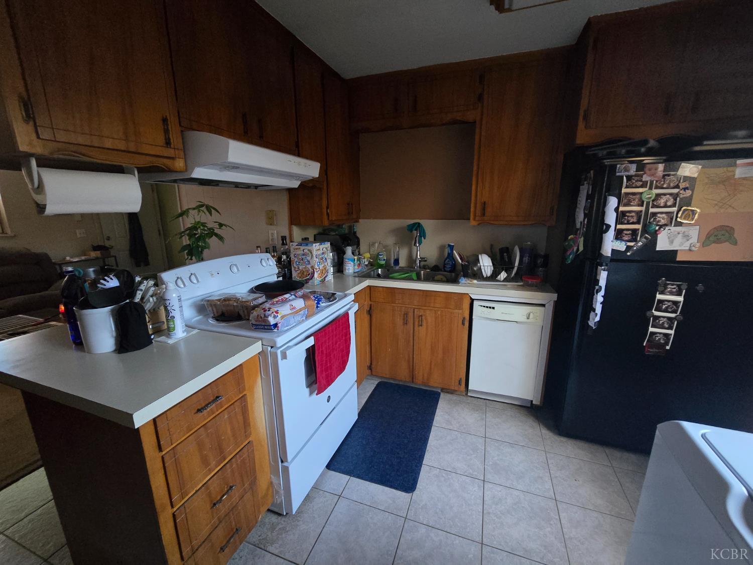 1425 Letts Ave, Corcoran, CA 93212