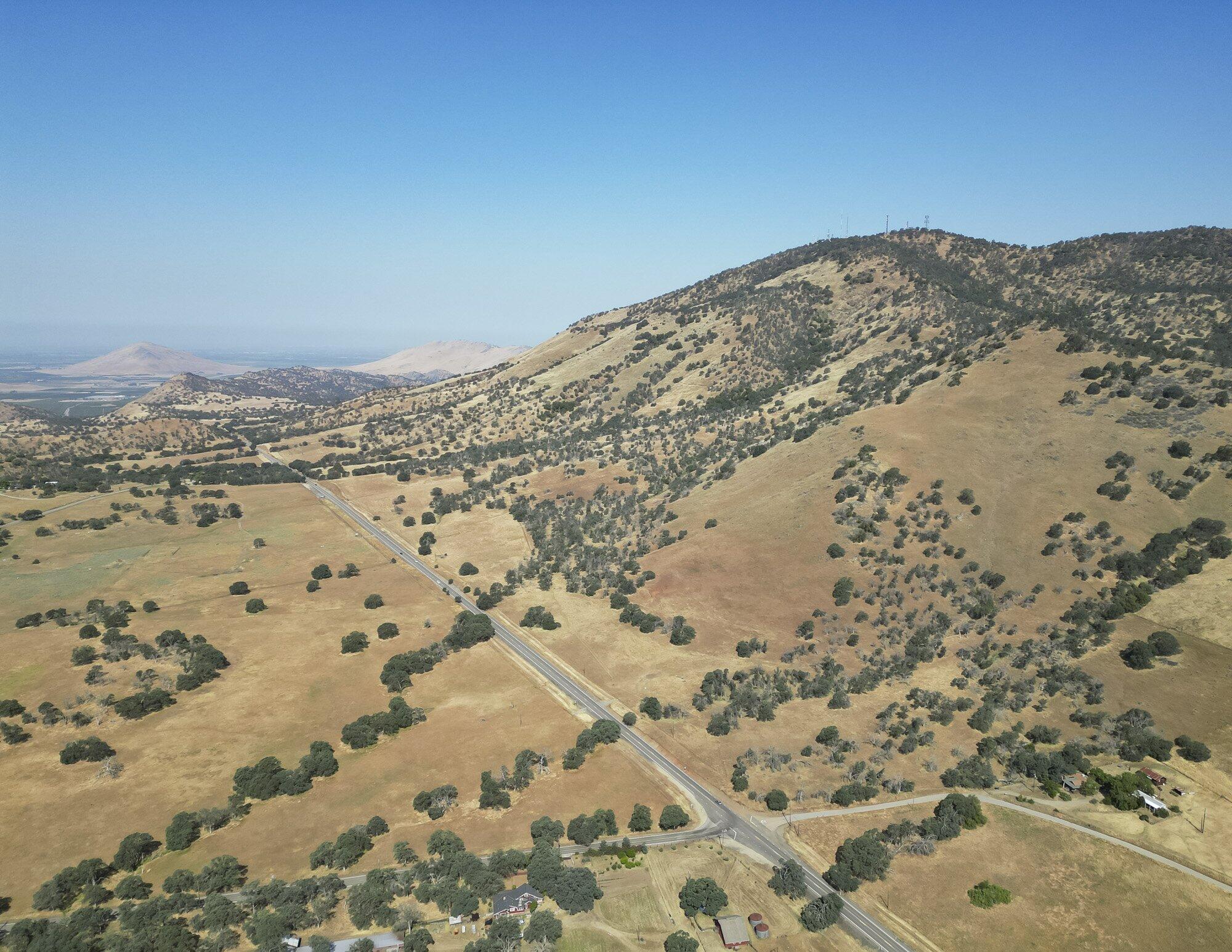 0 Ca-180, Yokuts Valley, CA 93675