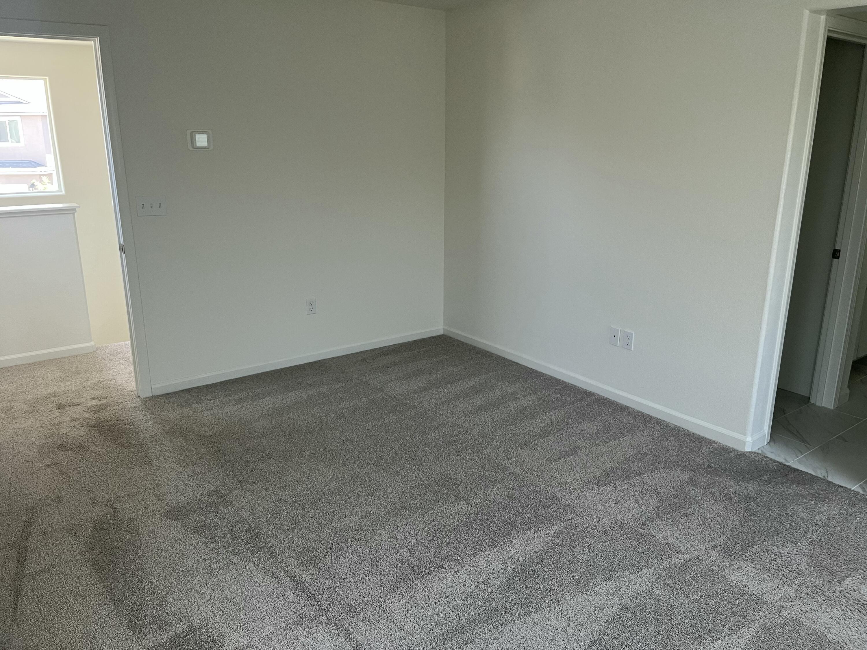 2227 S Crumal St, Visalia, CA 93292