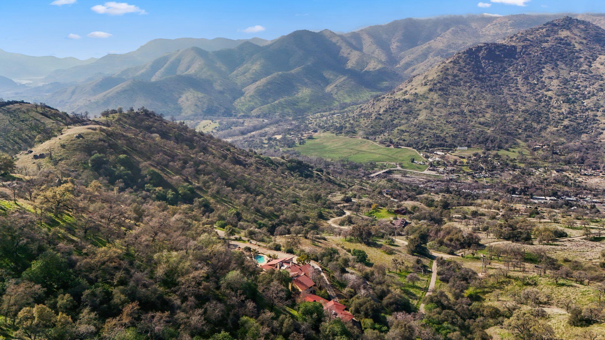 41591 Mynatt Dr, Three Rivers, CA 93271