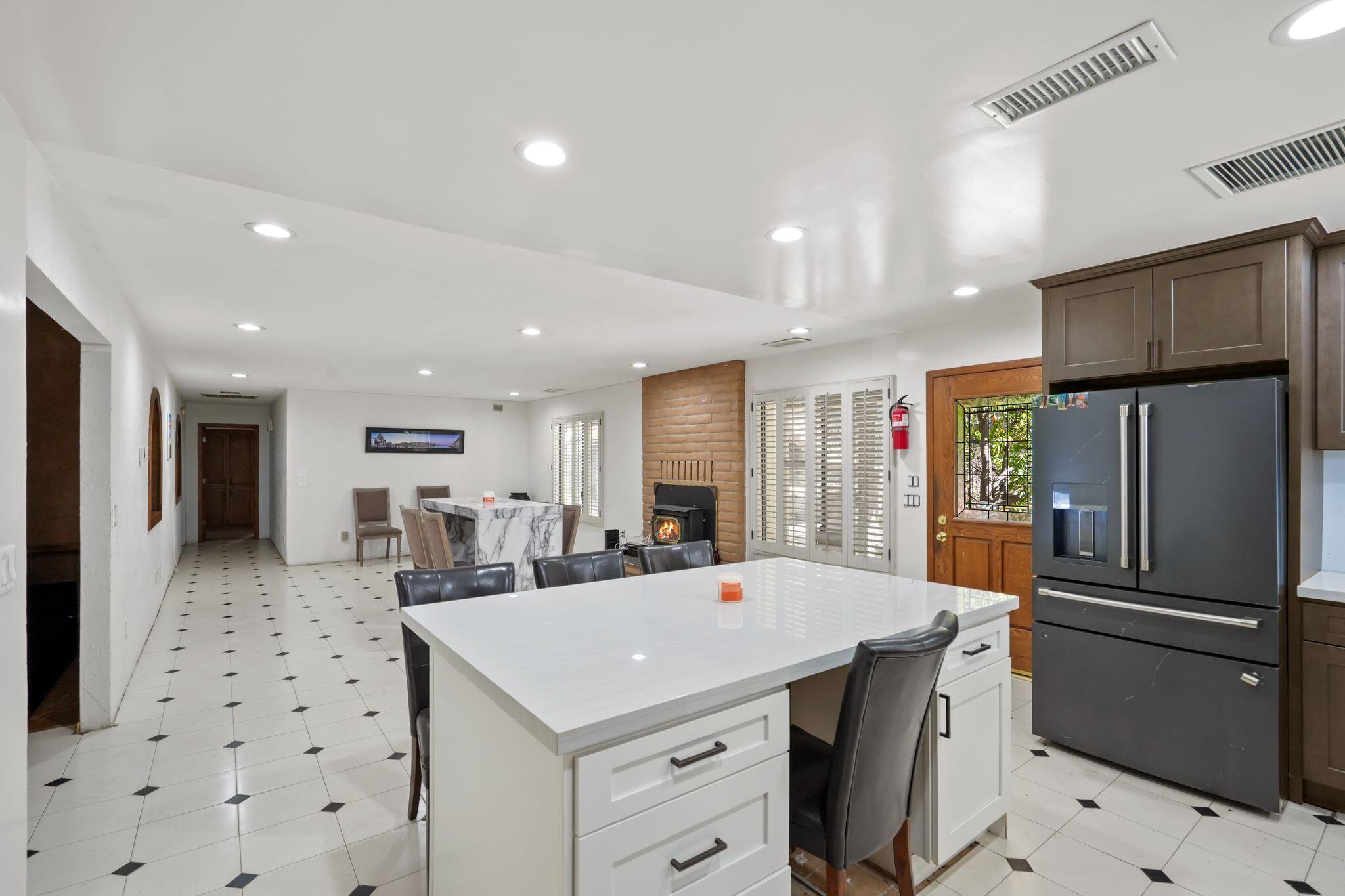 41591 Mynatt Dr, Three Rivers, CA 93271