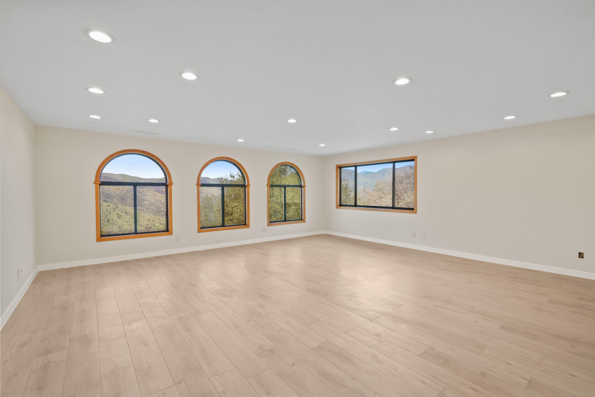 41591 Mynatt Dr, Three Rivers, CA 93271